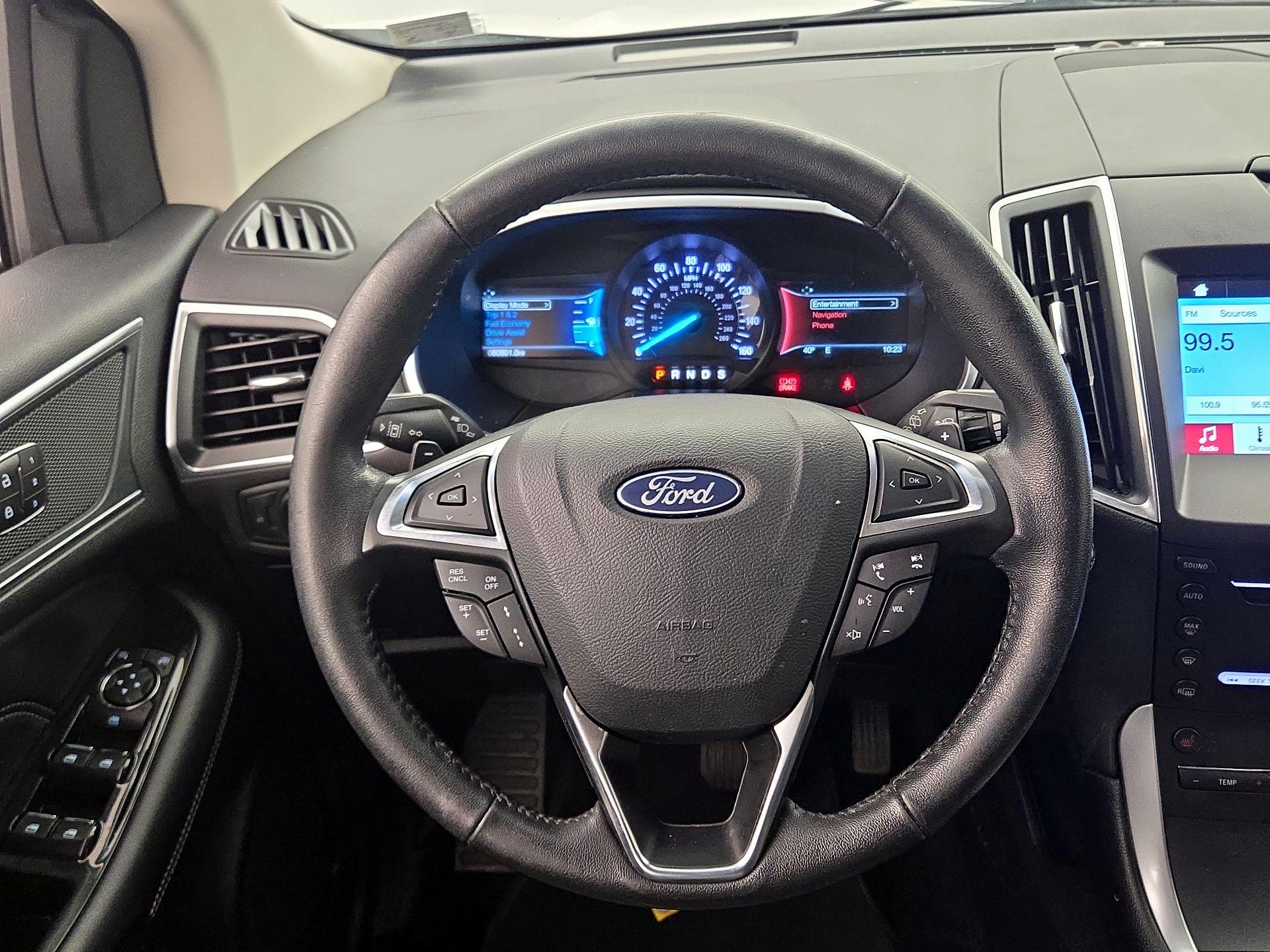 Thumbnail: 2018 Ford Edge - 10