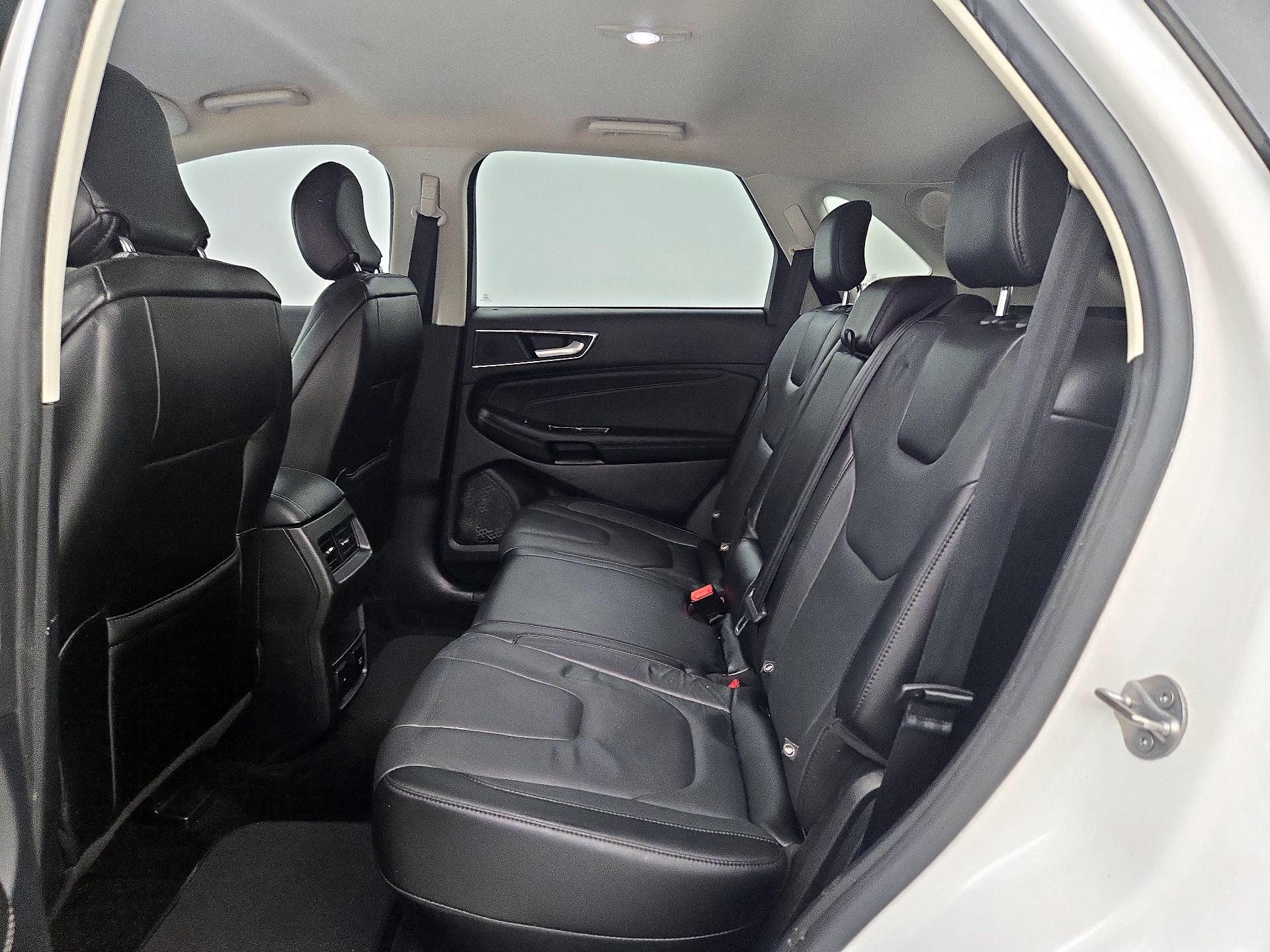 Thumbnail: 2018 Ford Edge - 20