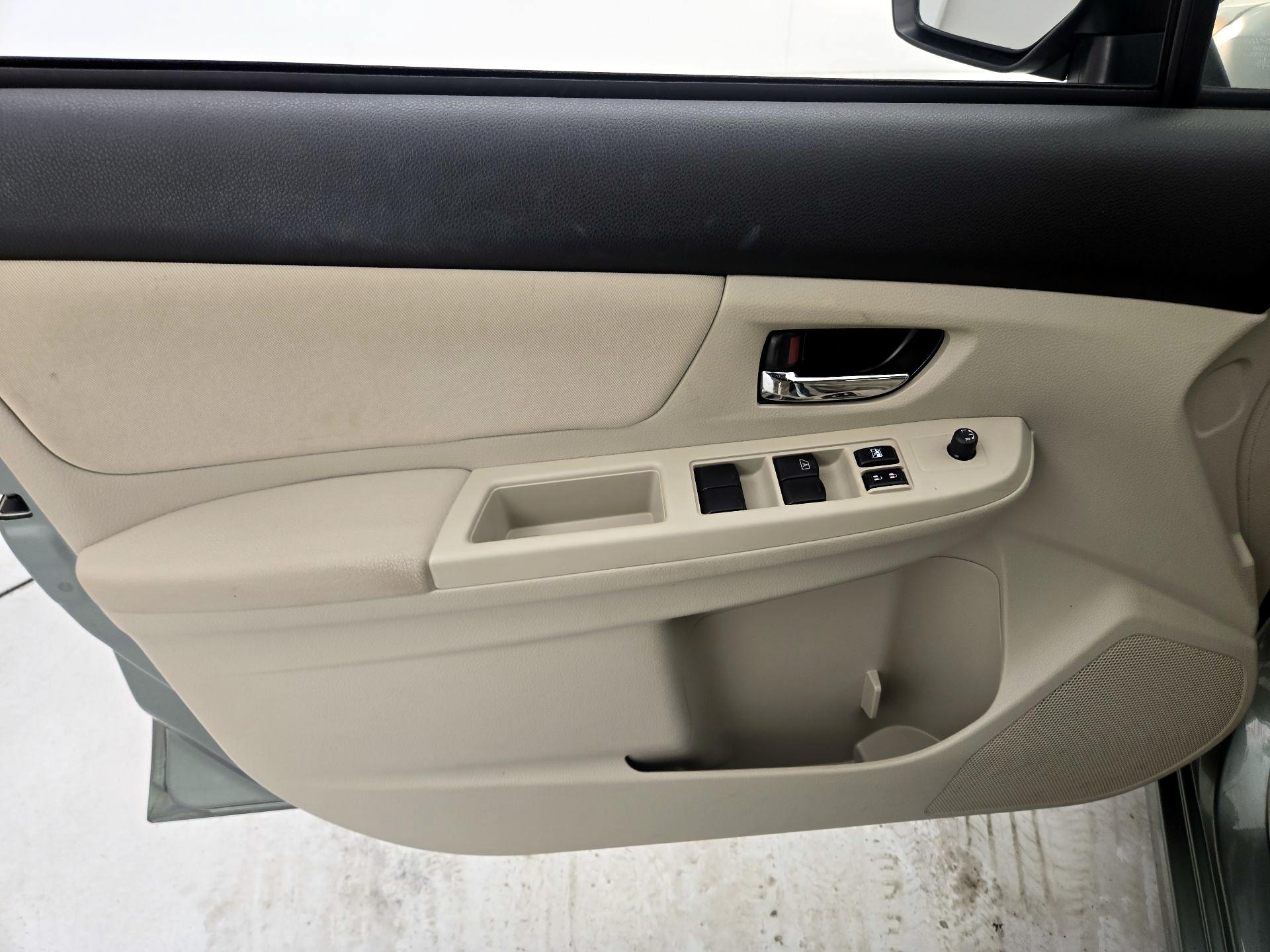 Thumbnail: 2014 Subaru Impreza - 12