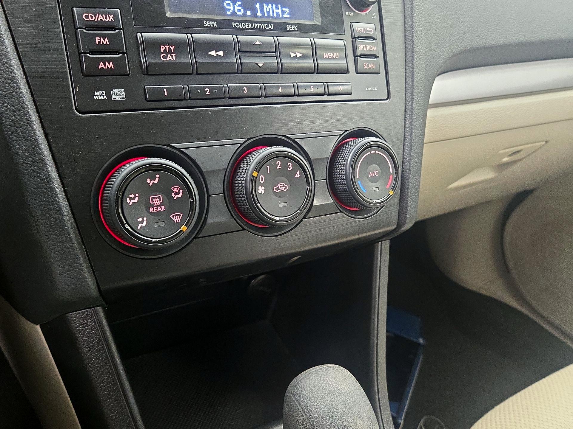 Thumbnail: 2014 Subaru Impreza - 16