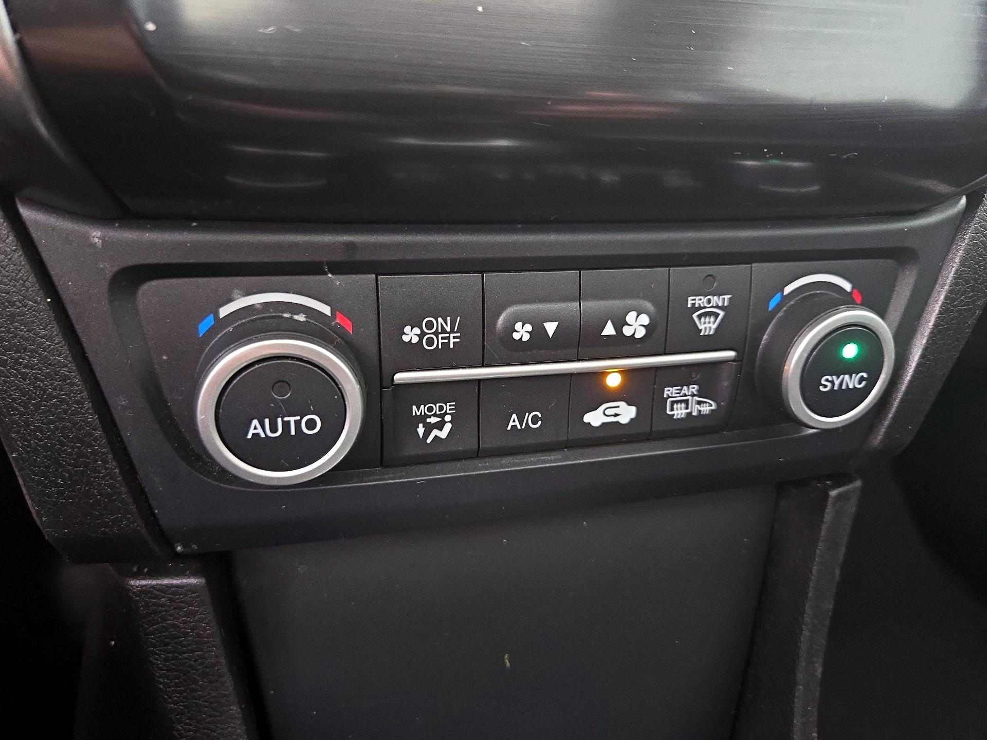 Thumbnail: 2018 Acura ILX - 16