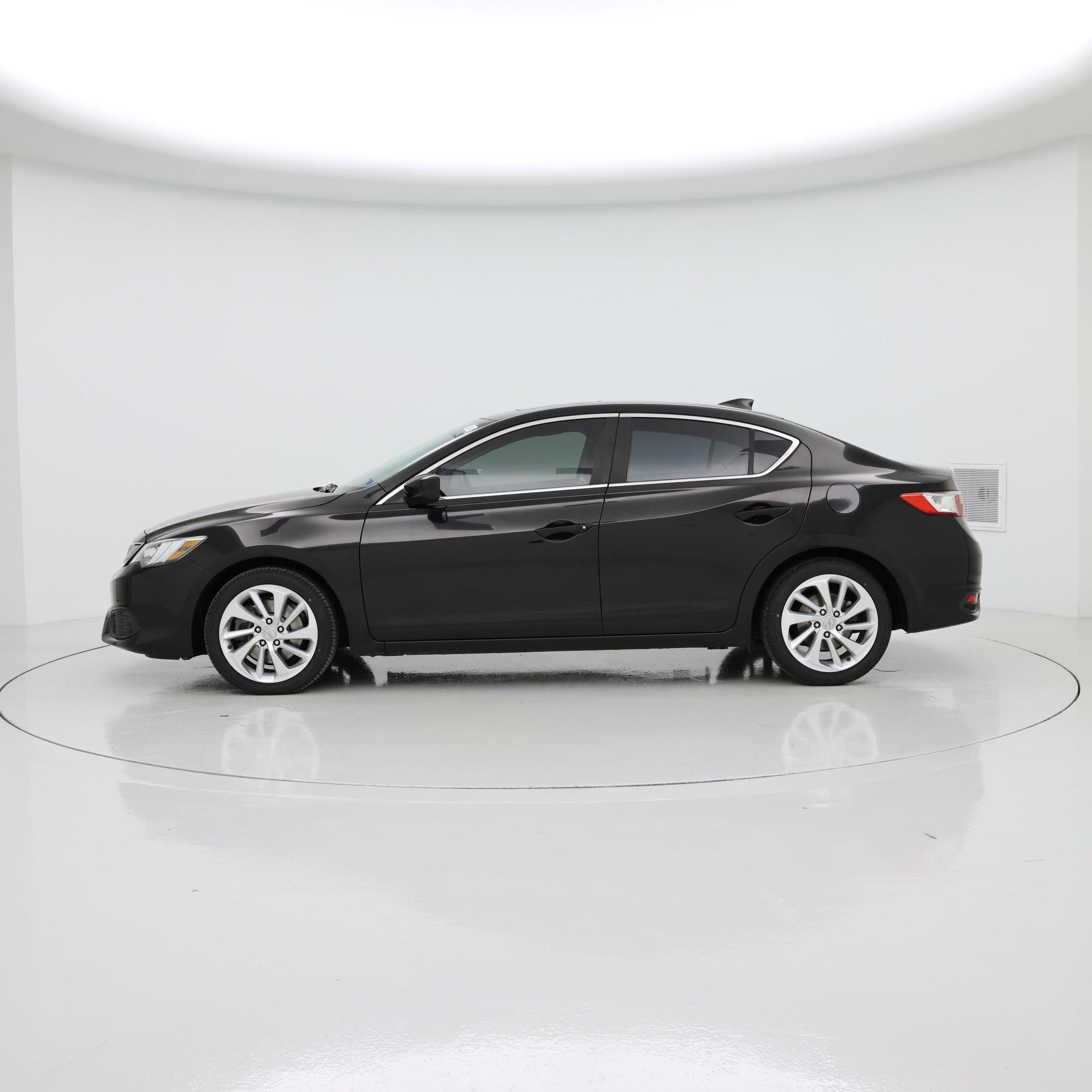 Thumbnail: 2018 Acura ILX - 3