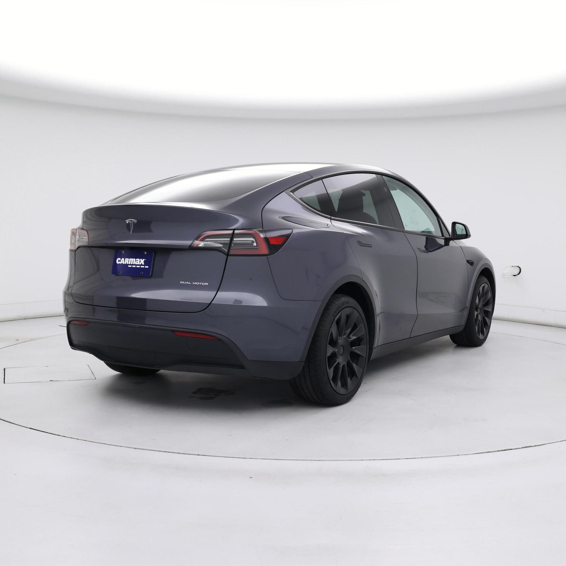 Thumbnail: 2023 Tesla Model Y - 8