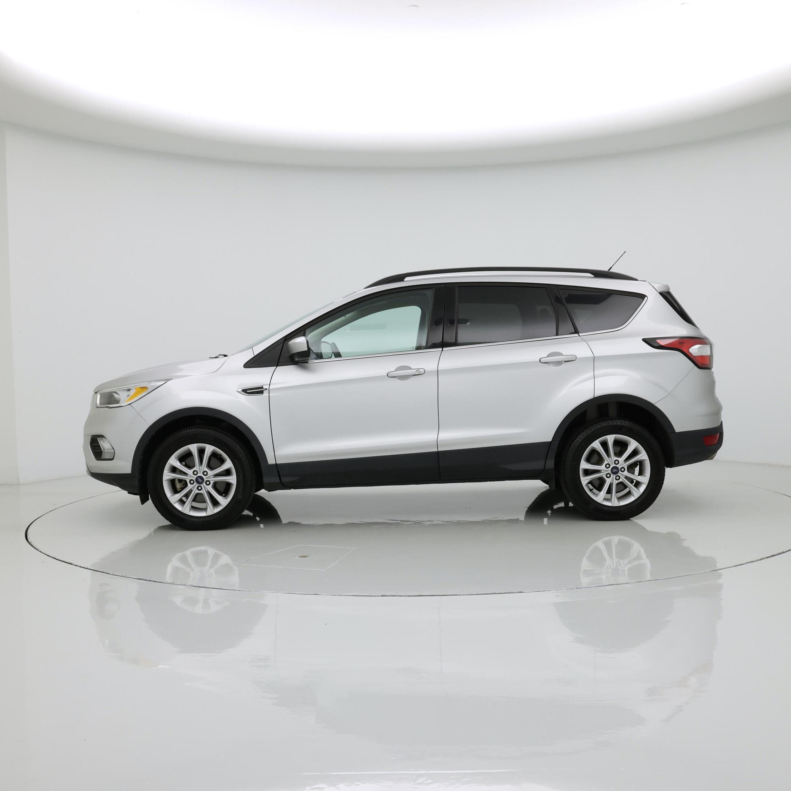 Thumbnail: 2018 Ford Escape - 3