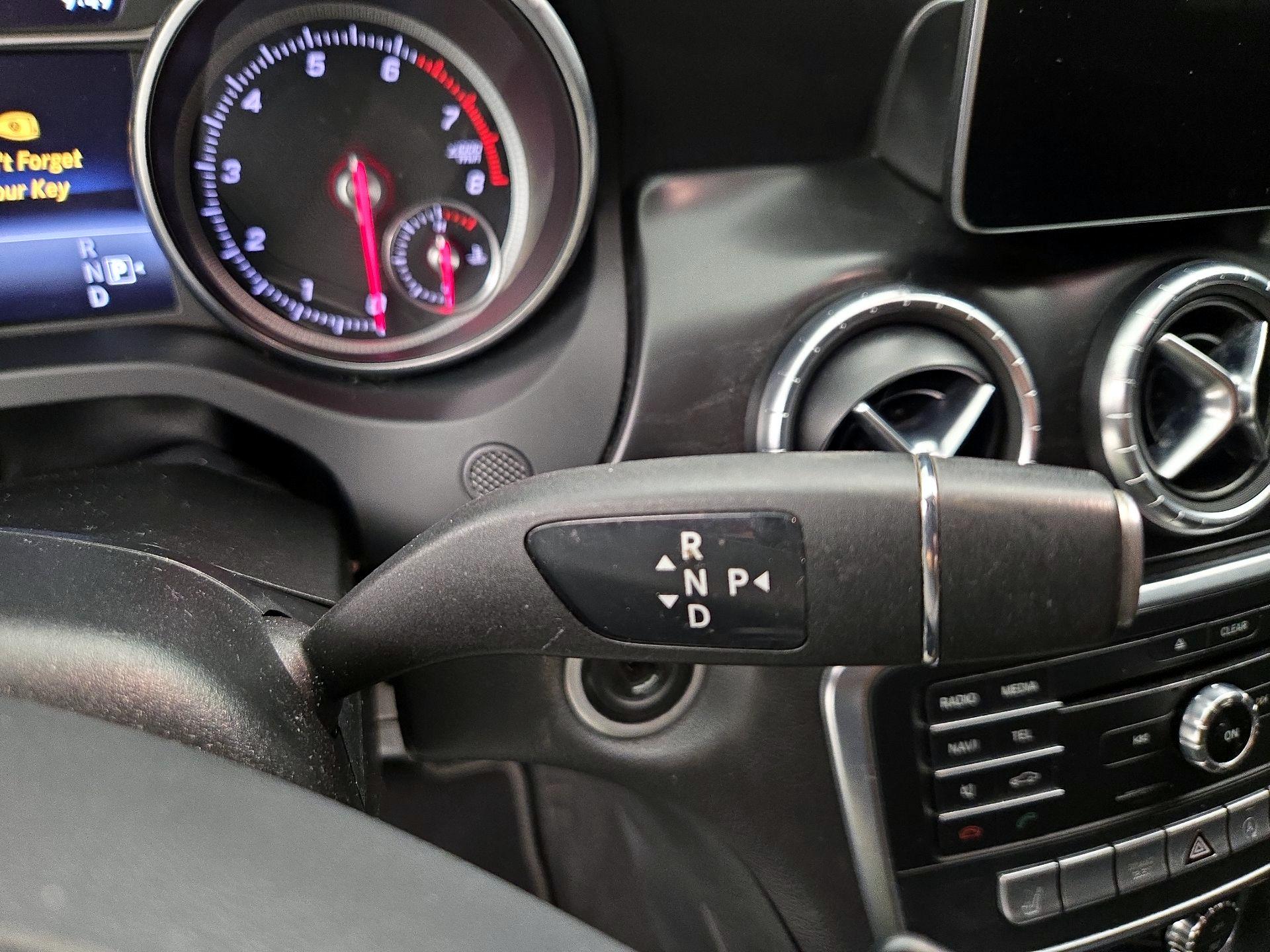 Thumbnail: 2018 Mercedes-Benz CLA - 18