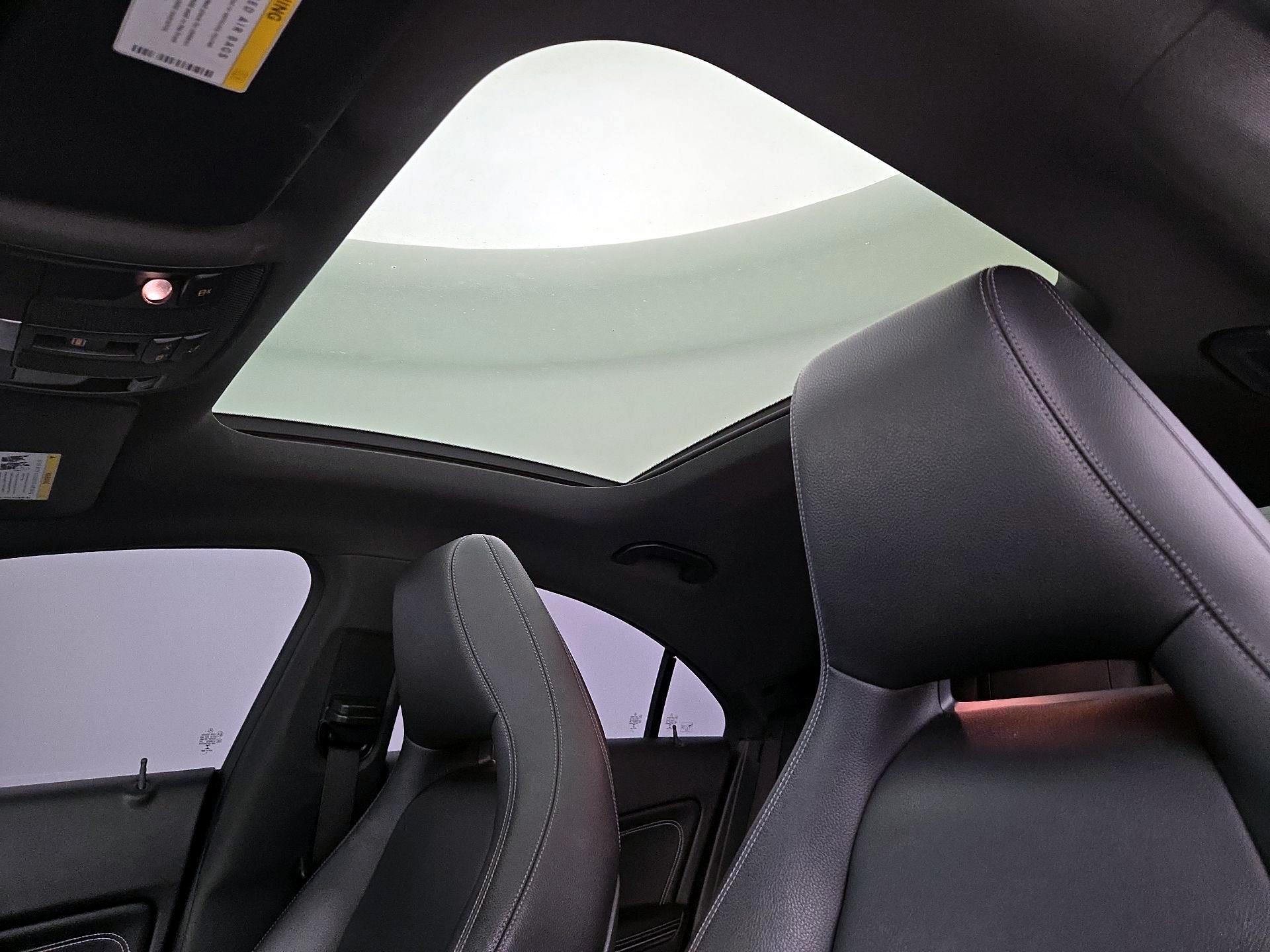 Thumbnail: 2018 Mercedes-Benz CLA - 20