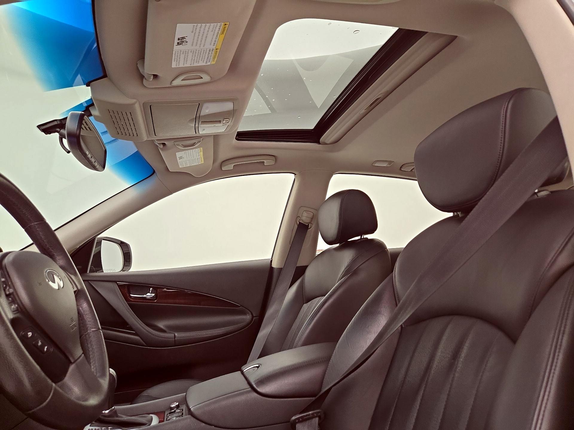 Thumbnail: 2017 INFINITI QX50 - 20