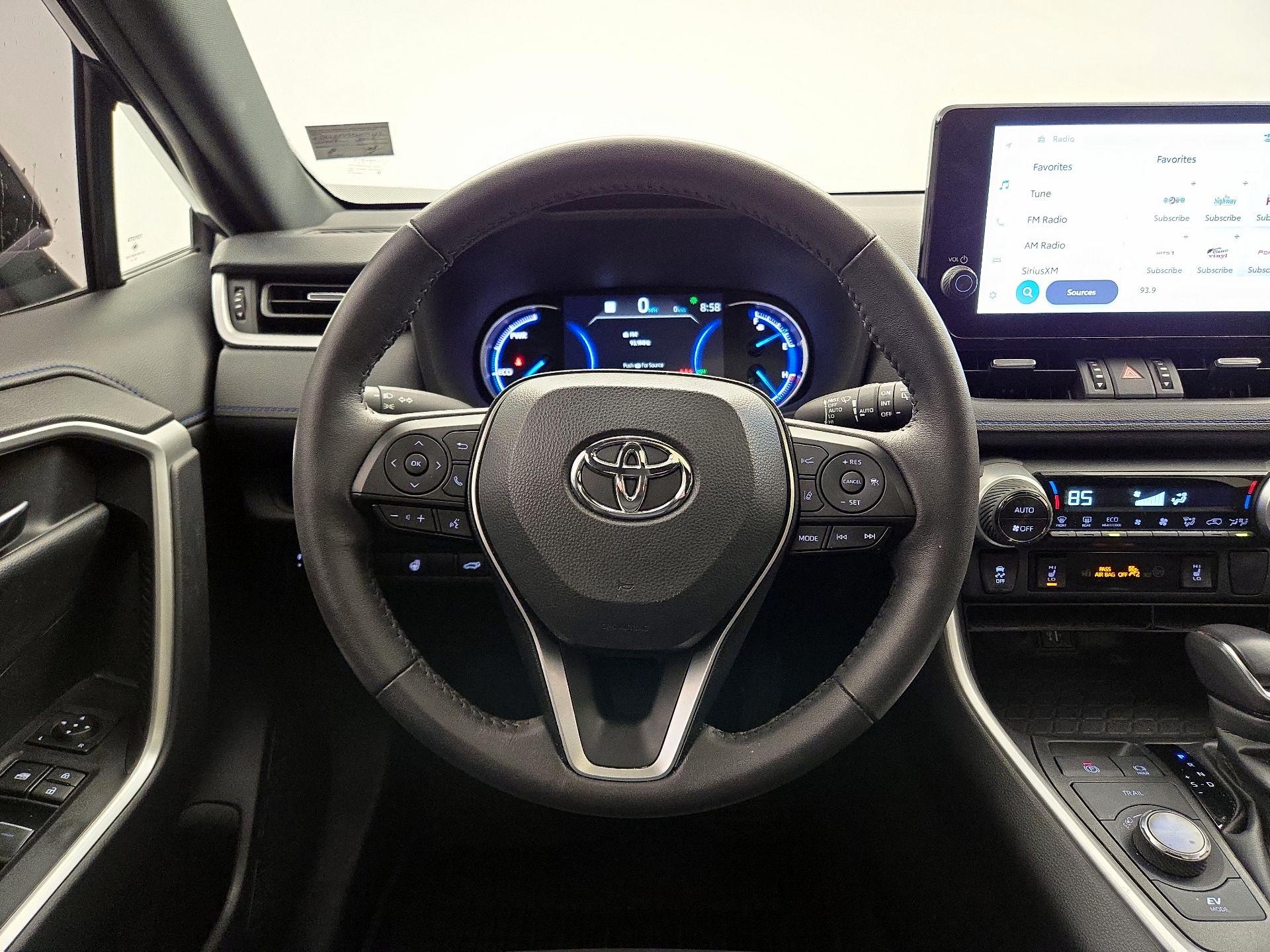 Thumbnail: 2024 Toyota RAV4 - 10