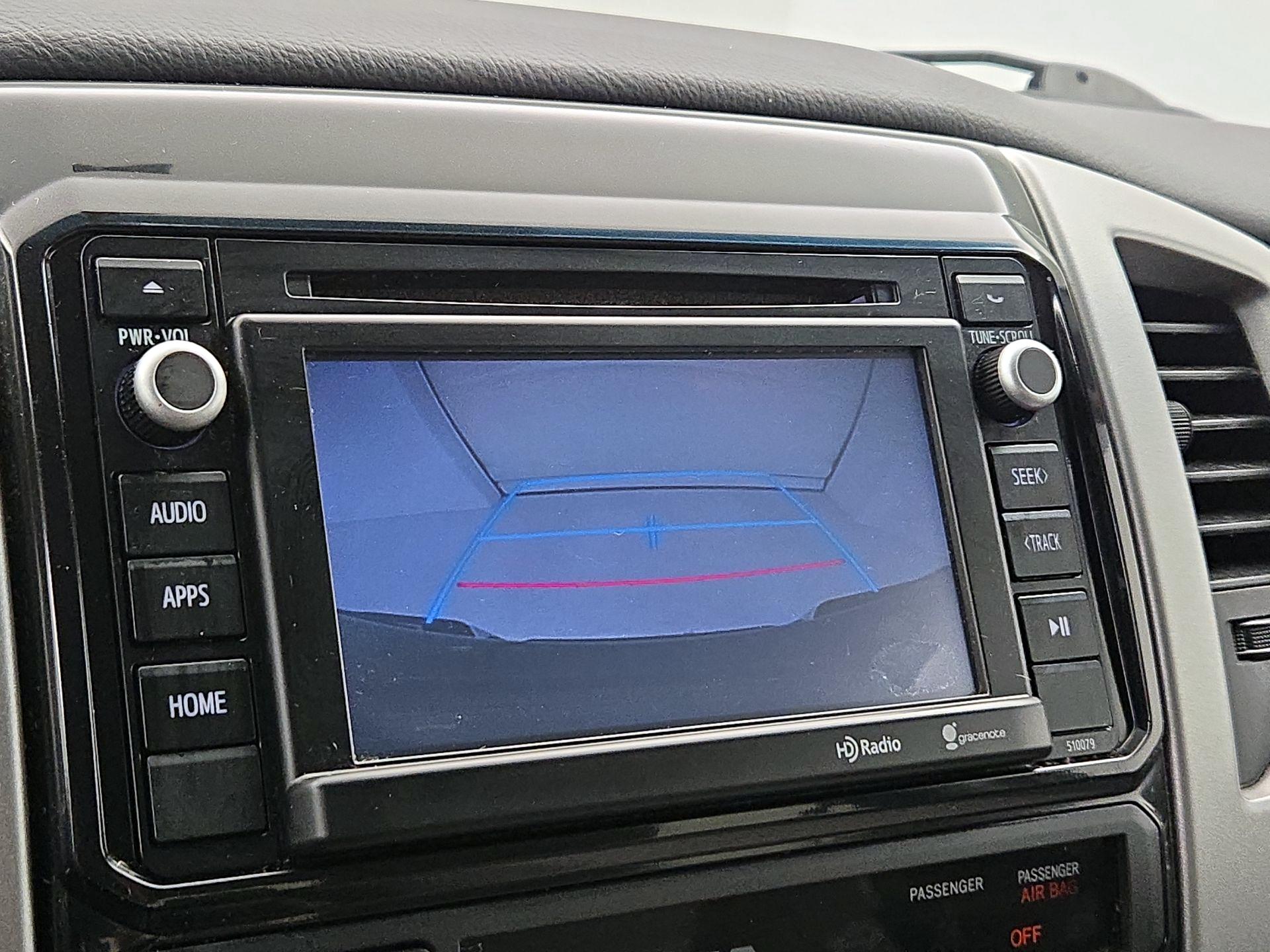 Thumbnail: 2015 Toyota Tacoma - 14