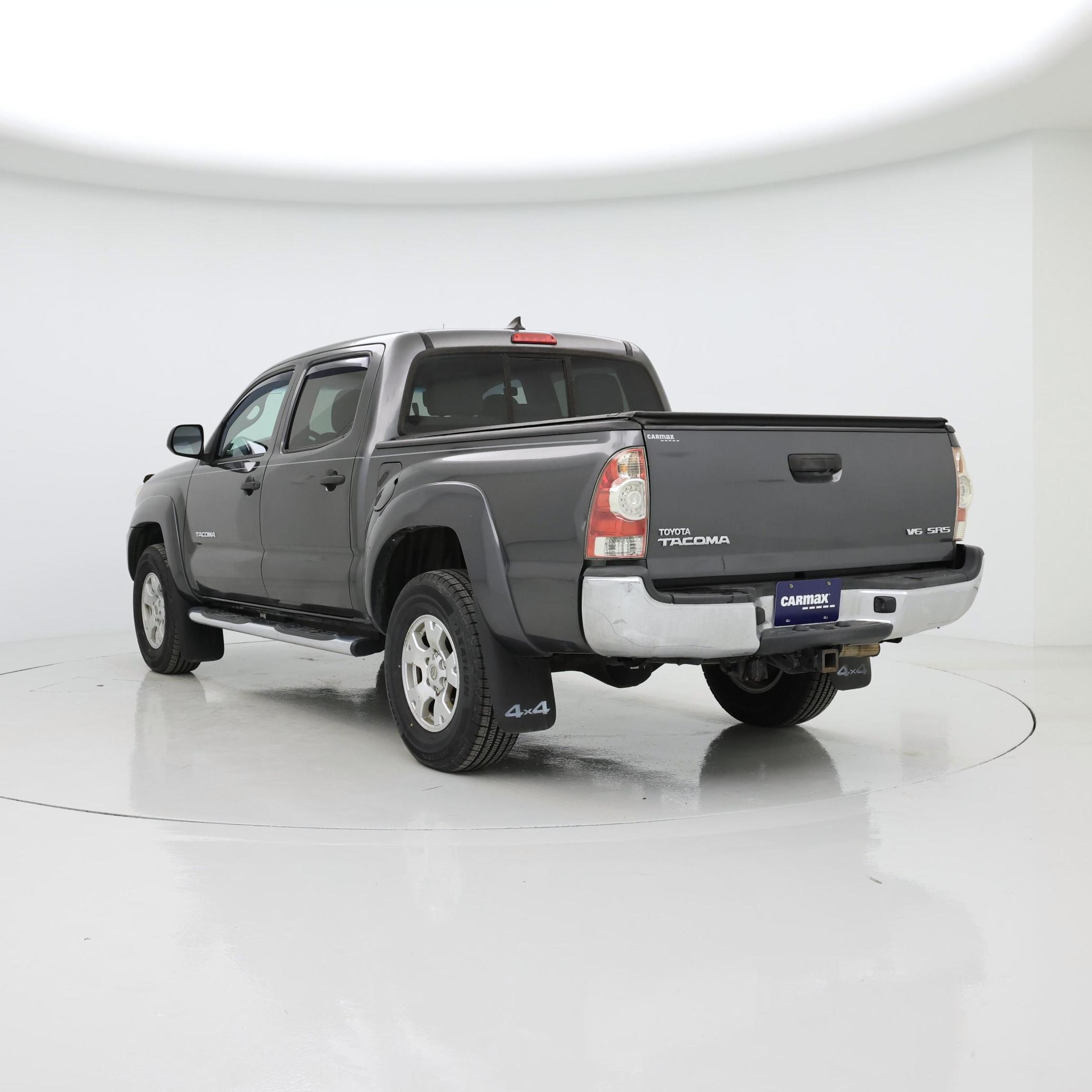 Thumbnail: 2015 Toyota Tacoma - 2