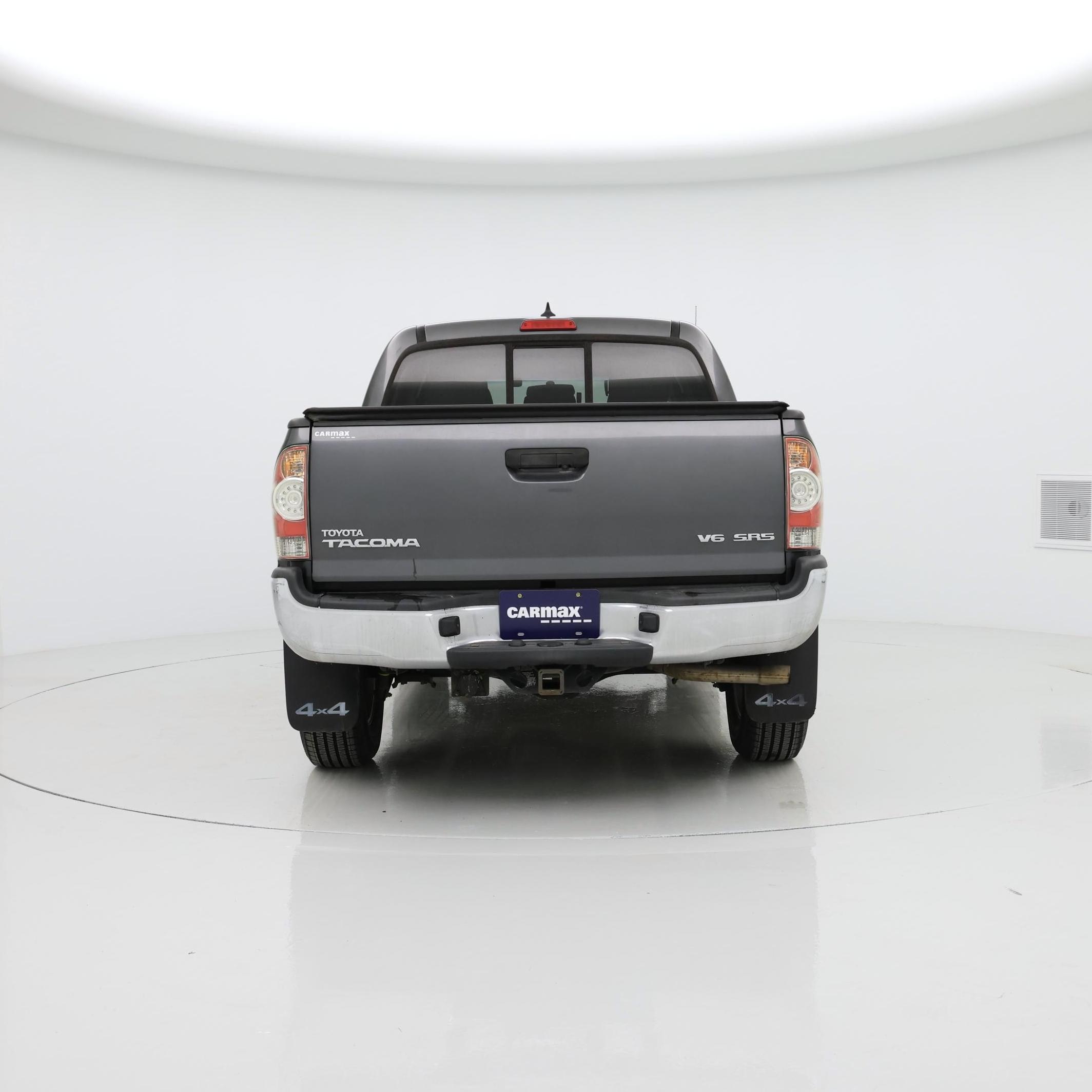 Thumbnail: 2015 Toyota Tacoma - 6