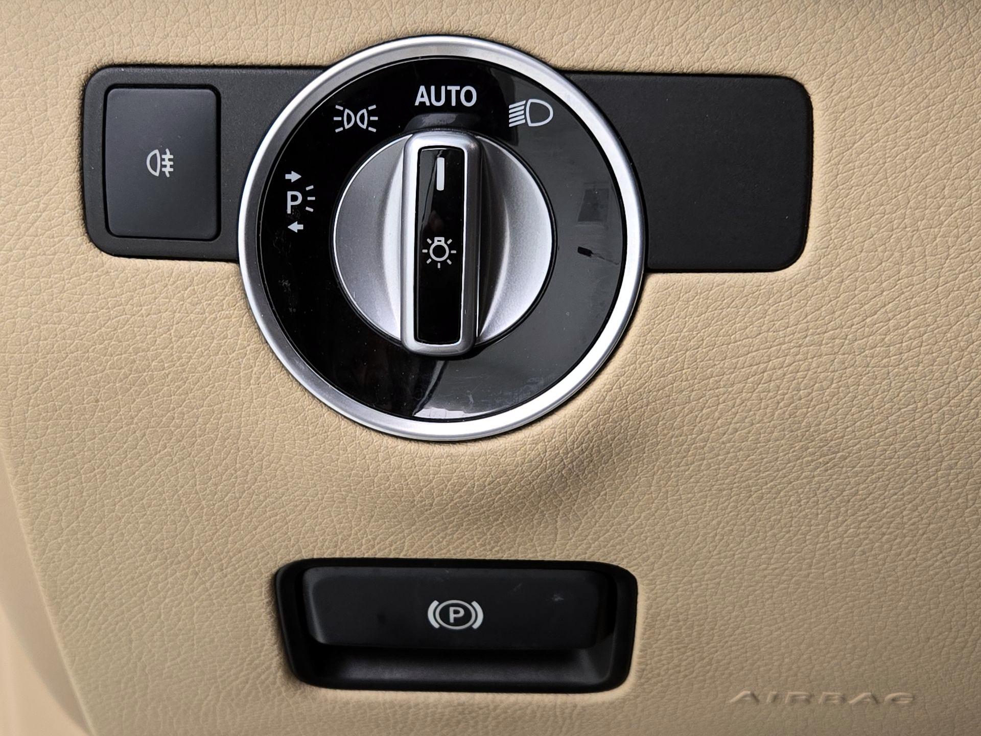 Thumbnail: 2017 Mercedes-Benz GLE - 13