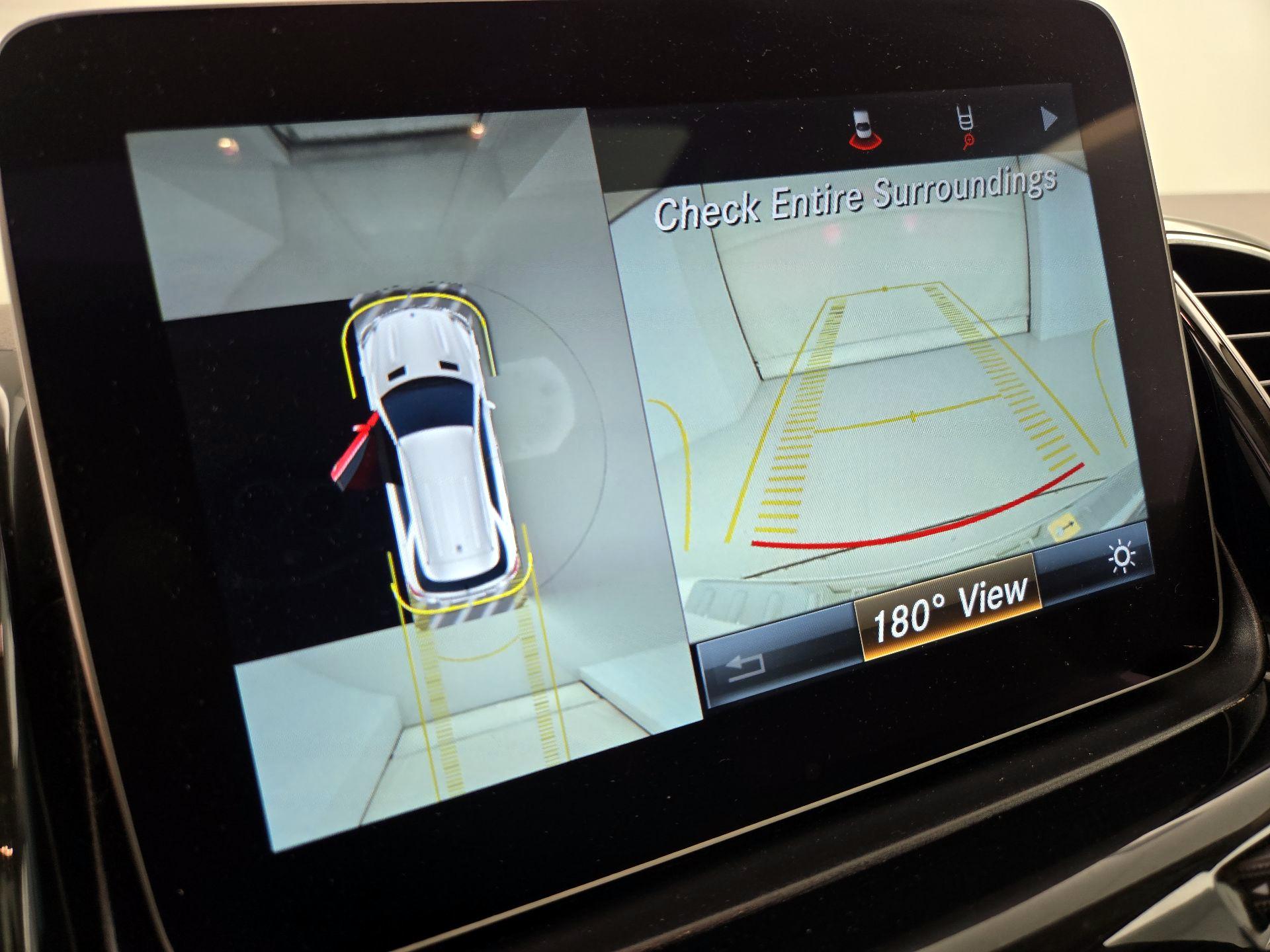 Thumbnail: 2017 Mercedes-Benz GLE - 15