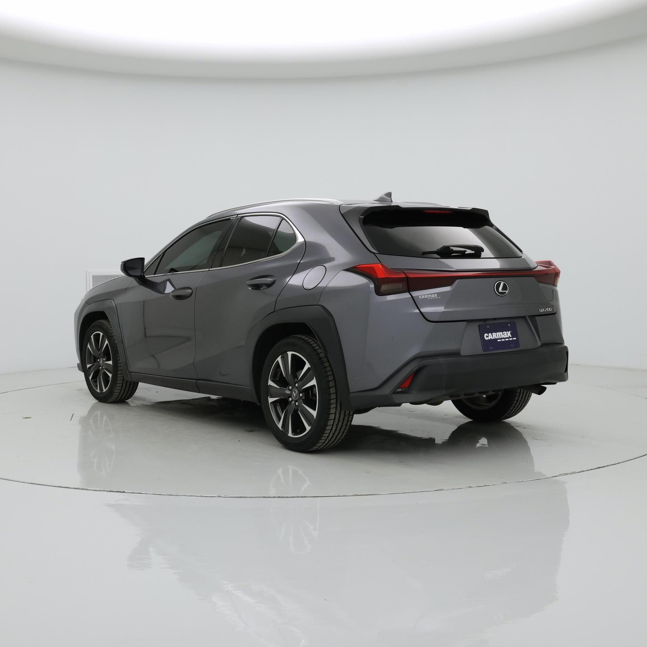 Thumbnail: 2019 Lexus UX - 2