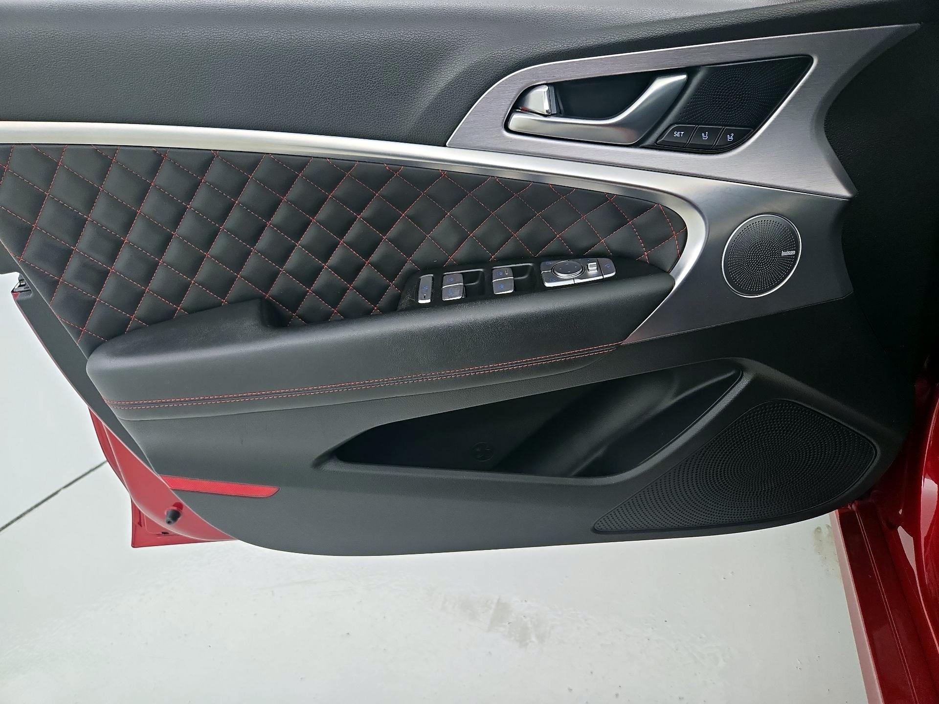 Thumbnail: 2019 Genesis G70 - 12