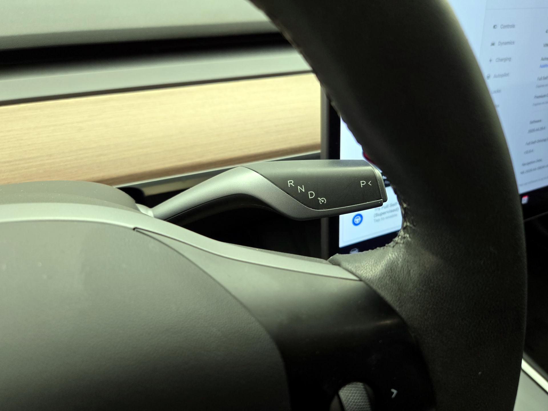 Thumbnail: 2021 Tesla Model 3 - 17