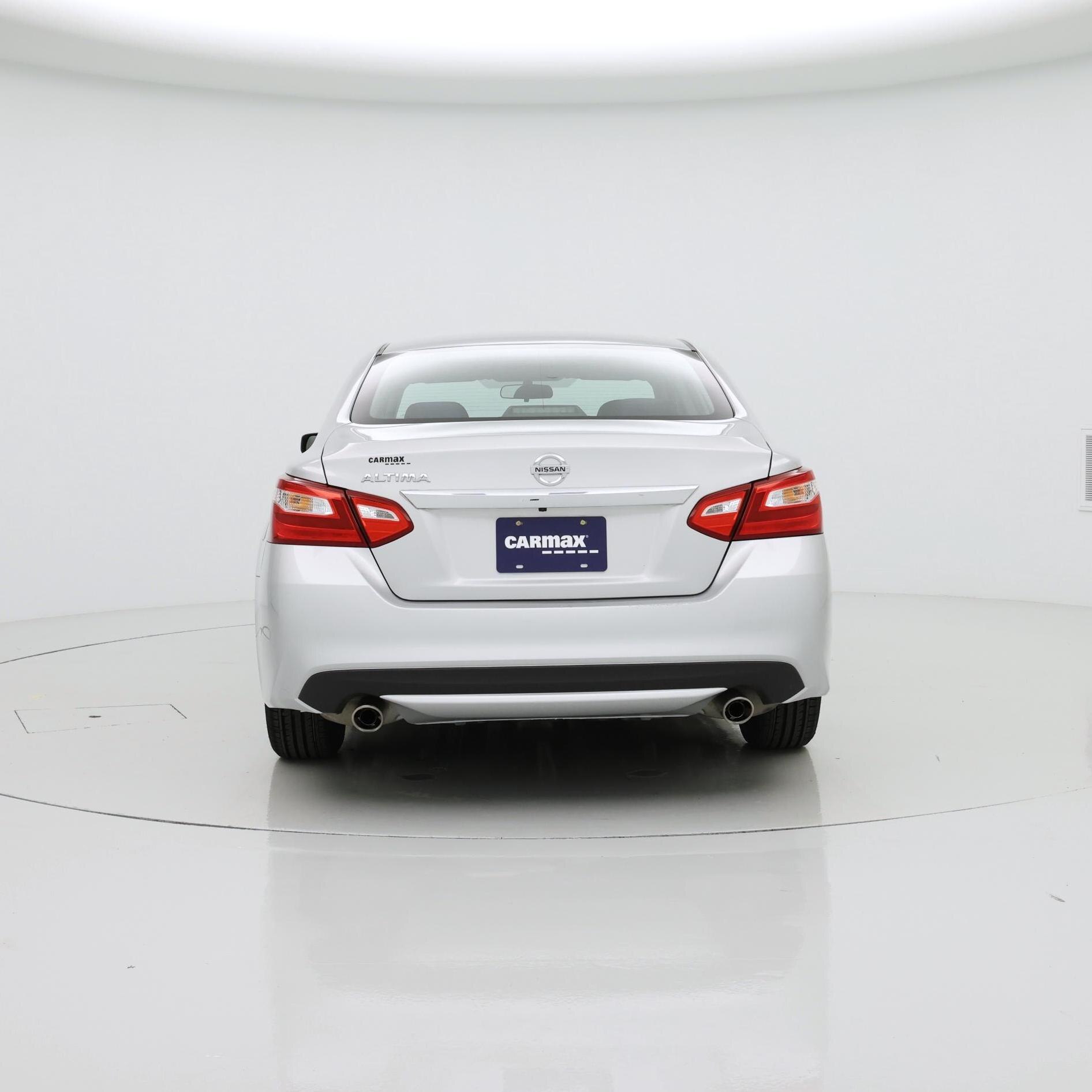 Thumbnail: 2017 Nissan Altima - 6