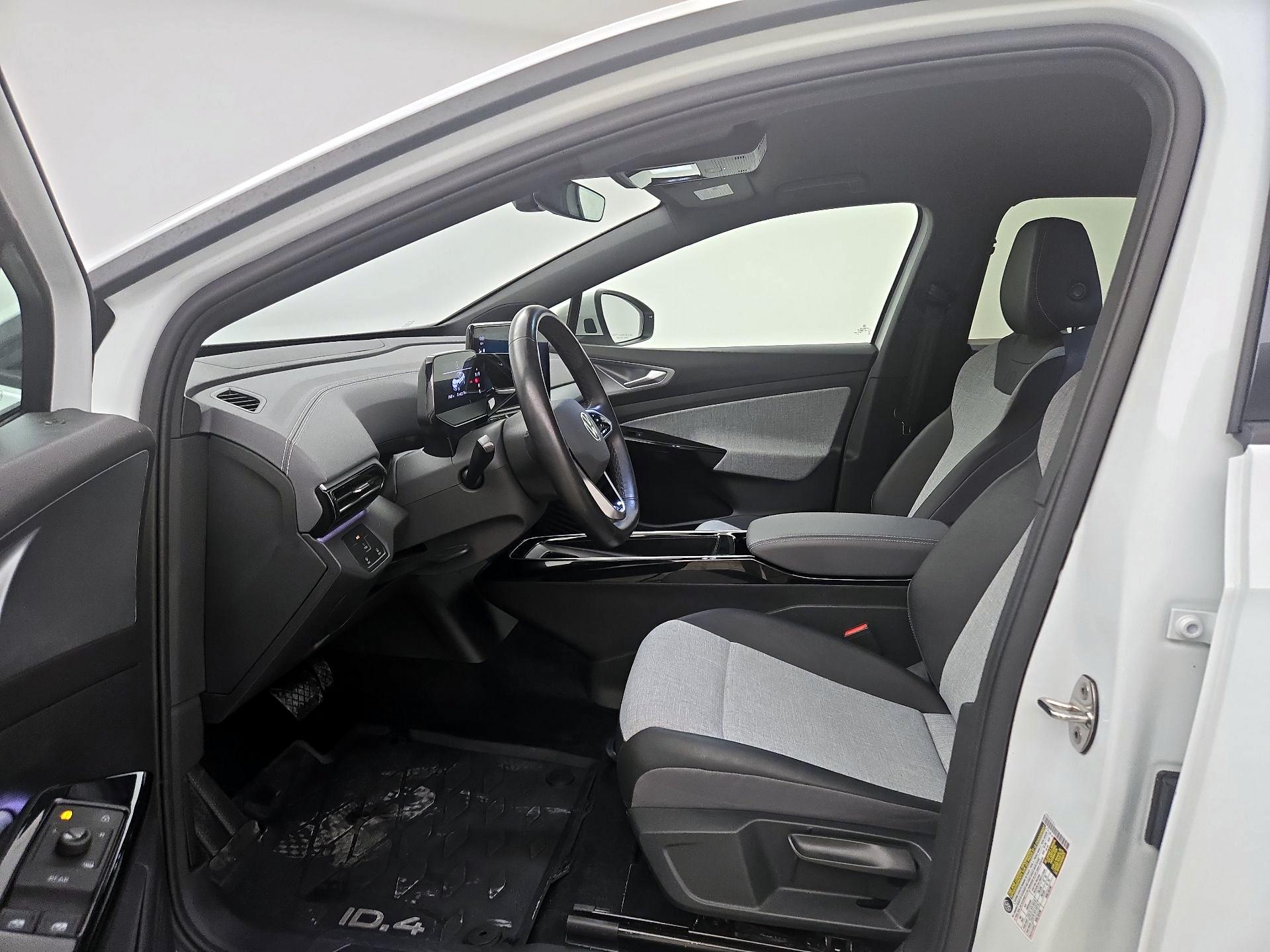 Thumbnail: 2023 Volkswagen ID.4 - 11