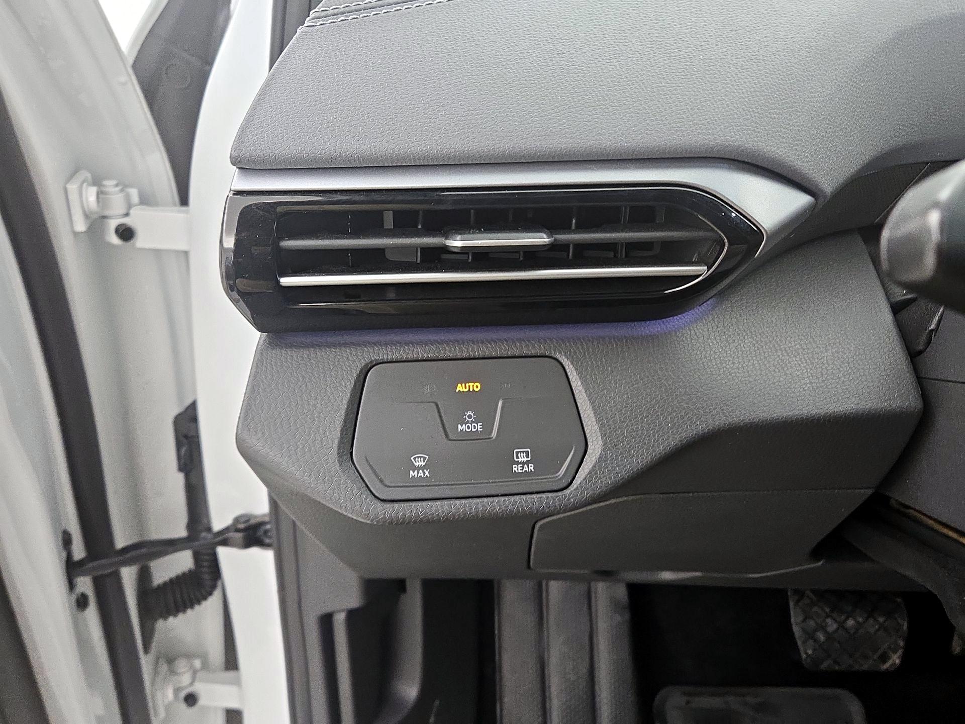 Thumbnail: 2023 Volkswagen ID.4 - 13