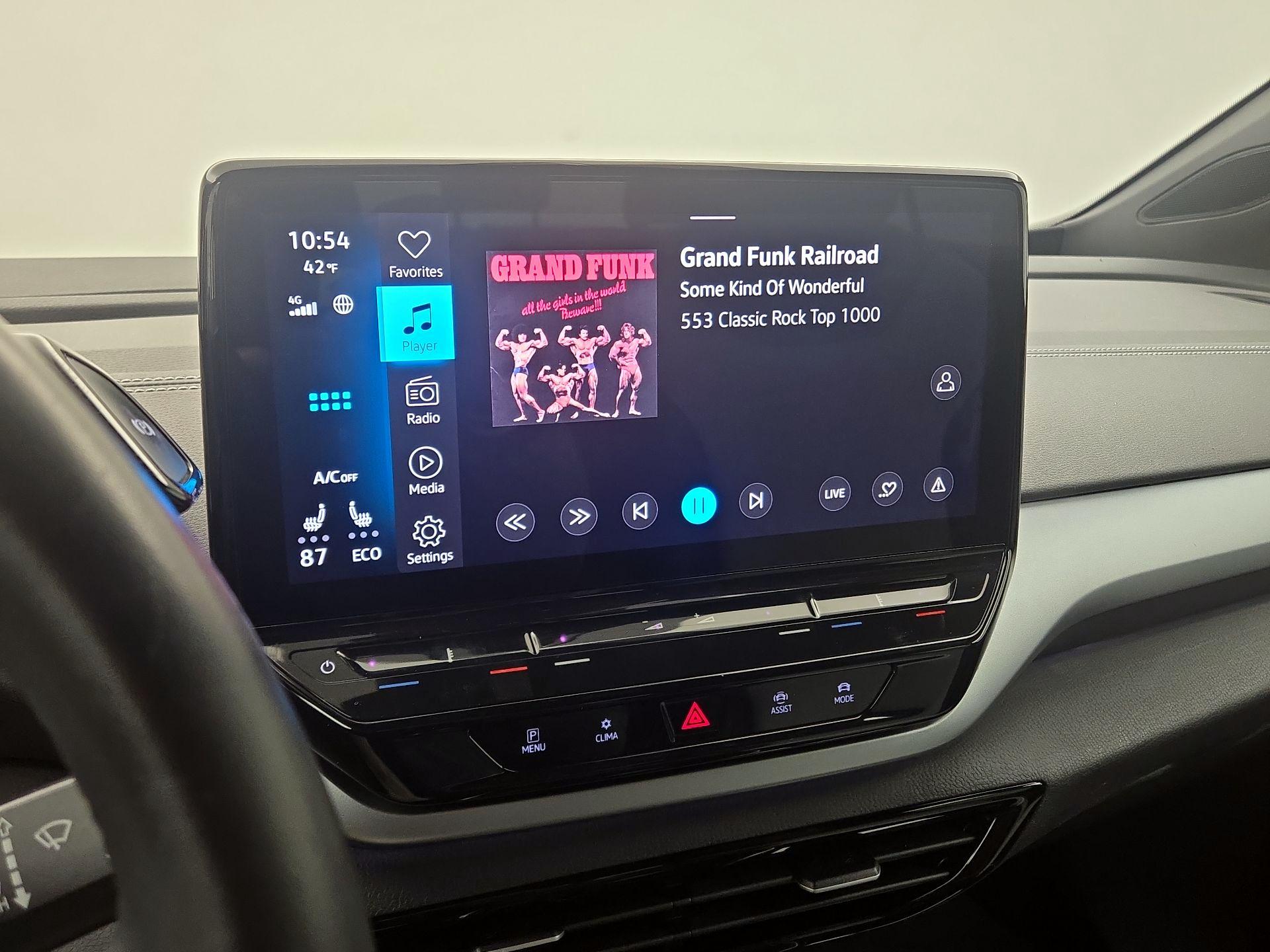 Thumbnail: 2023 Volkswagen ID.4 - 16