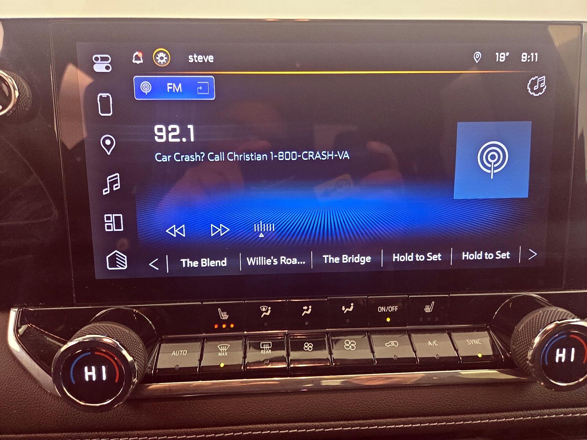 Thumbnail: 2023 Chevrolet Colorado - 15