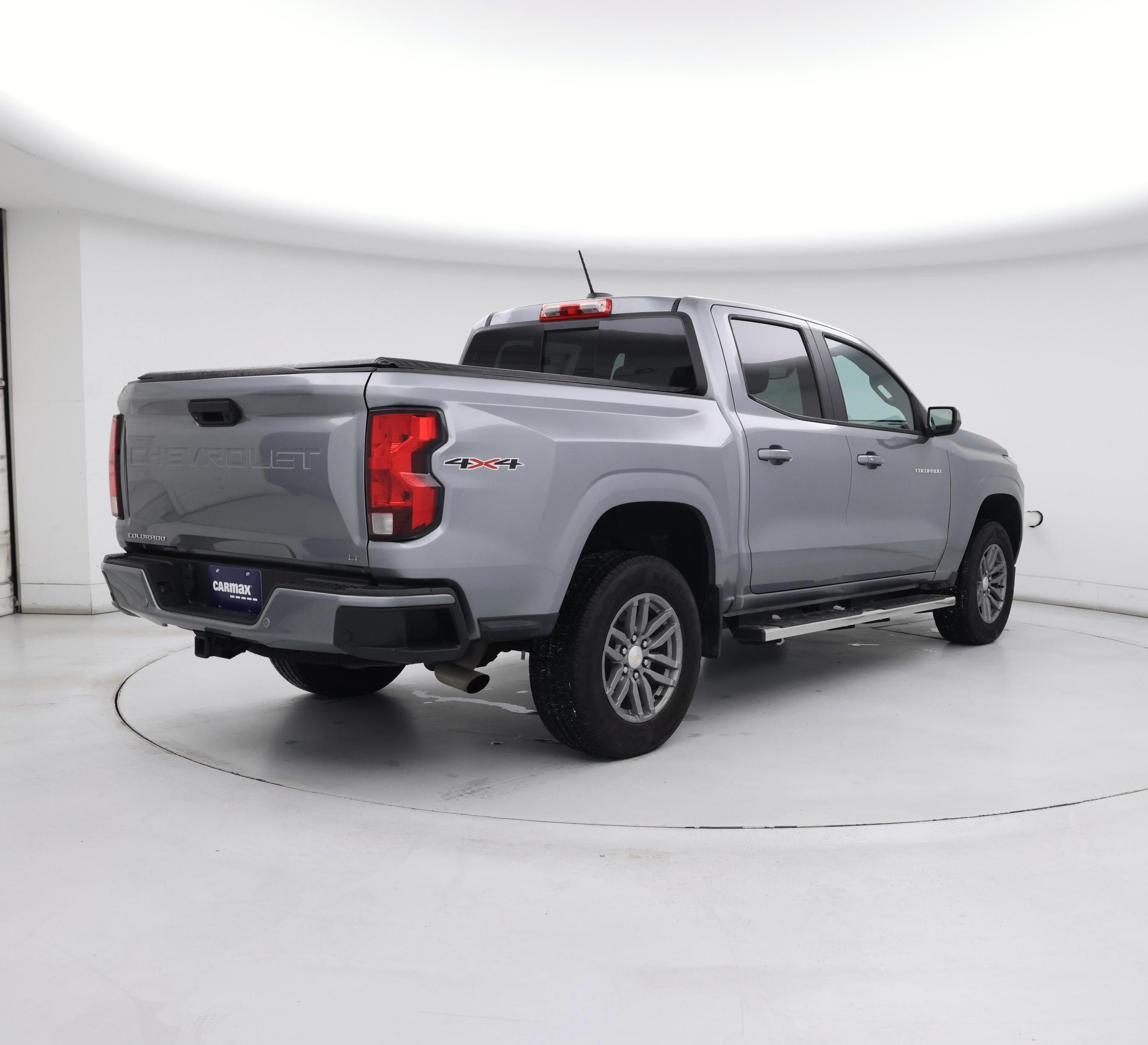 Thumbnail: 2023 Chevrolet Colorado - 8