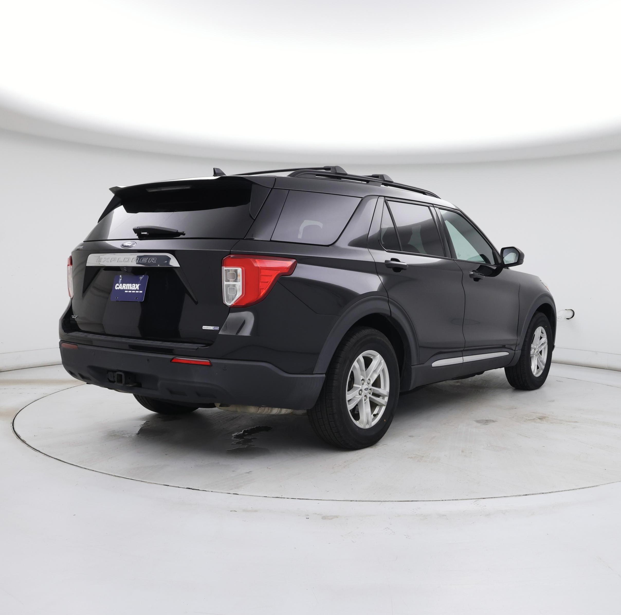 Thumbnail: 2020 Ford Explorer - 8