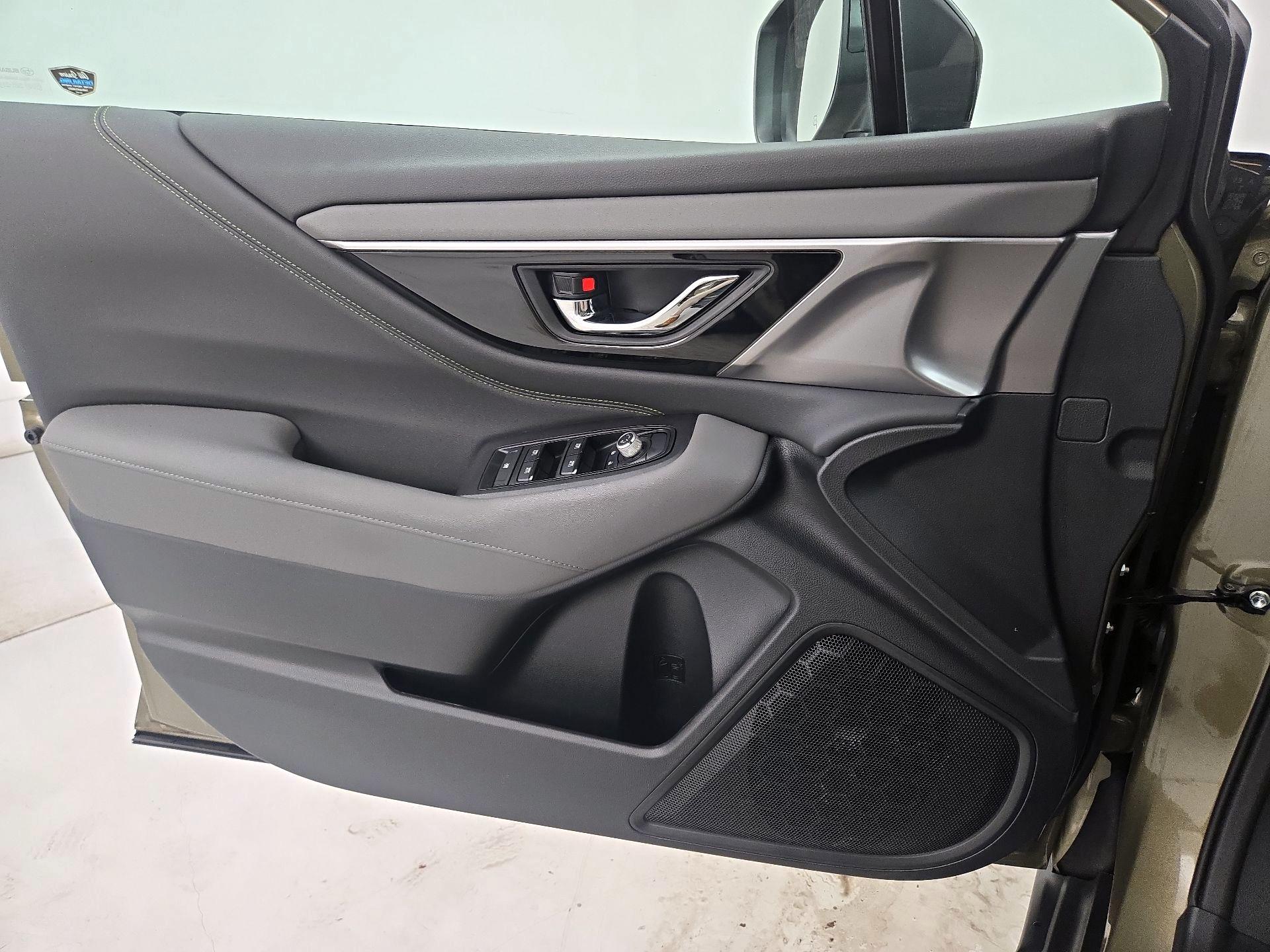 Thumbnail: 2022 Subaru Outback - 12