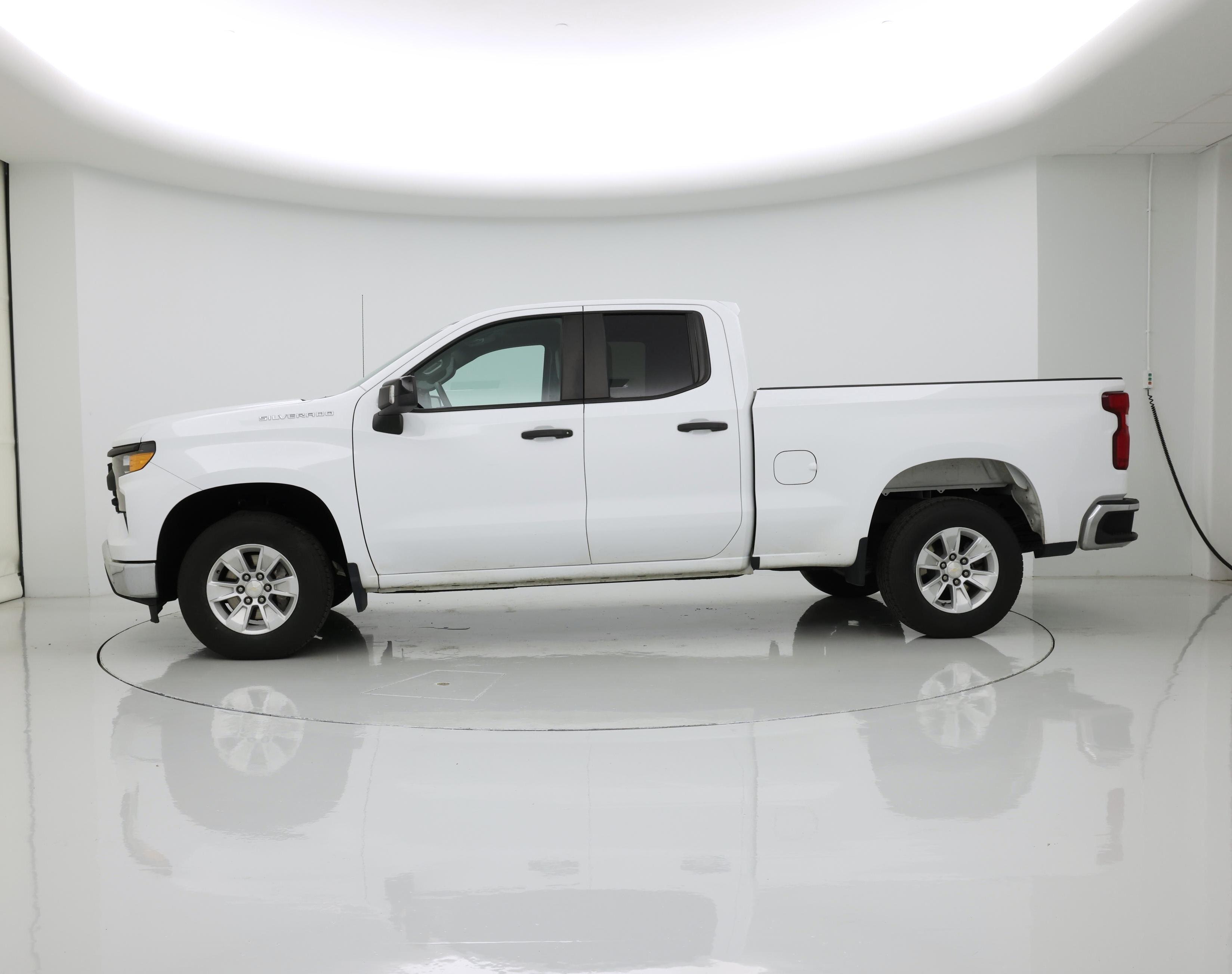 Thumbnail: 2023 Chevrolet Silverado 1500 - 3