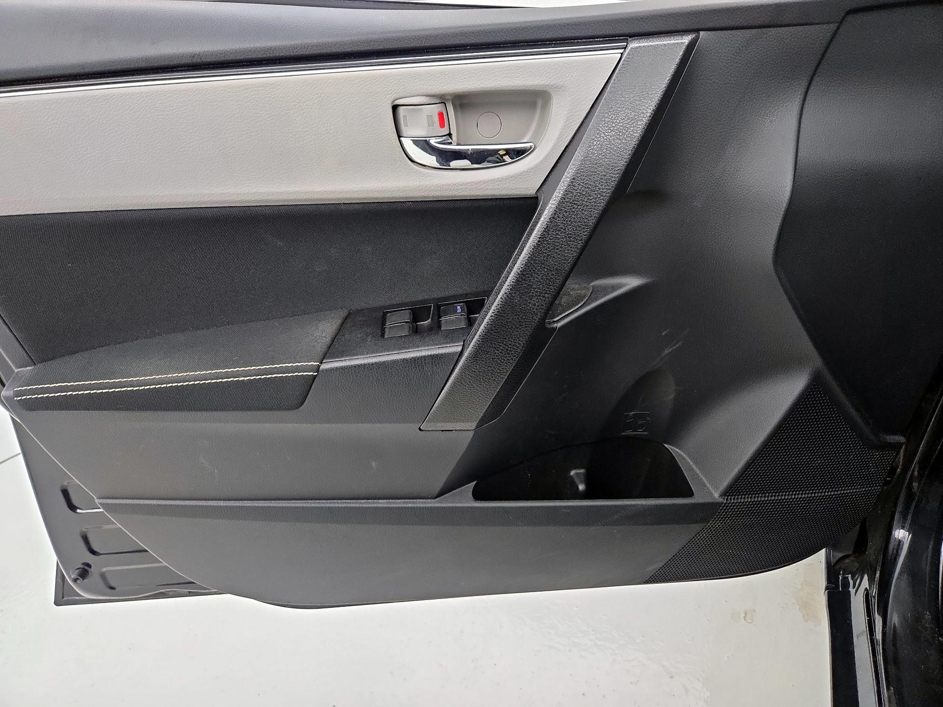 Thumbnail: 2019 Toyota Corolla - 12