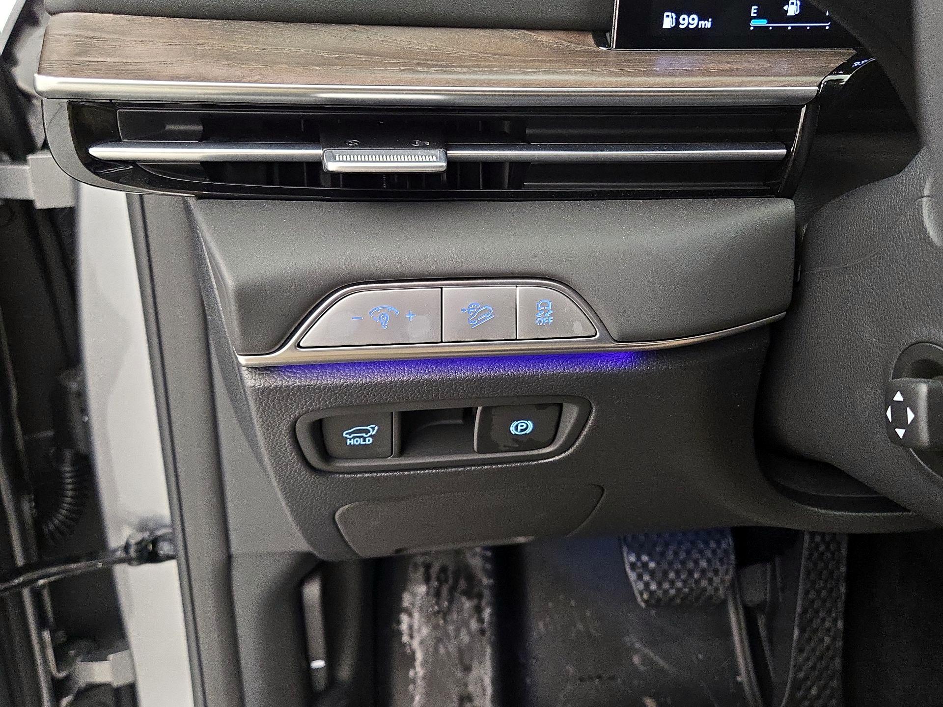 Thumbnail: 2025 Genesis GV80 - 13