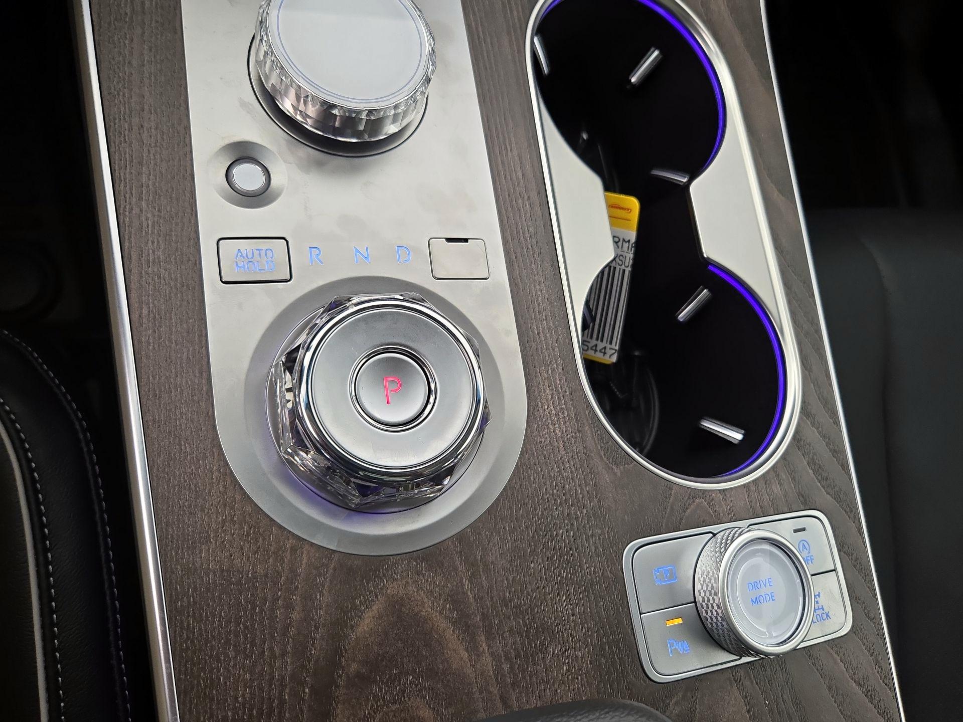 Thumbnail: 2025 Genesis GV80 - 18