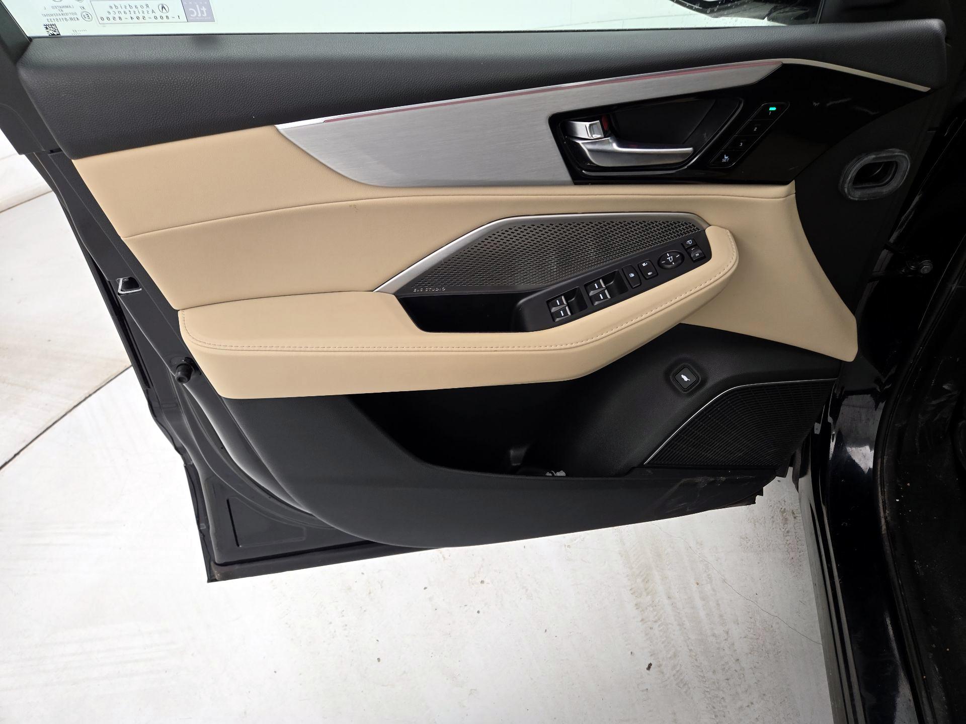 Thumbnail: 2023 Acura MDX - 12