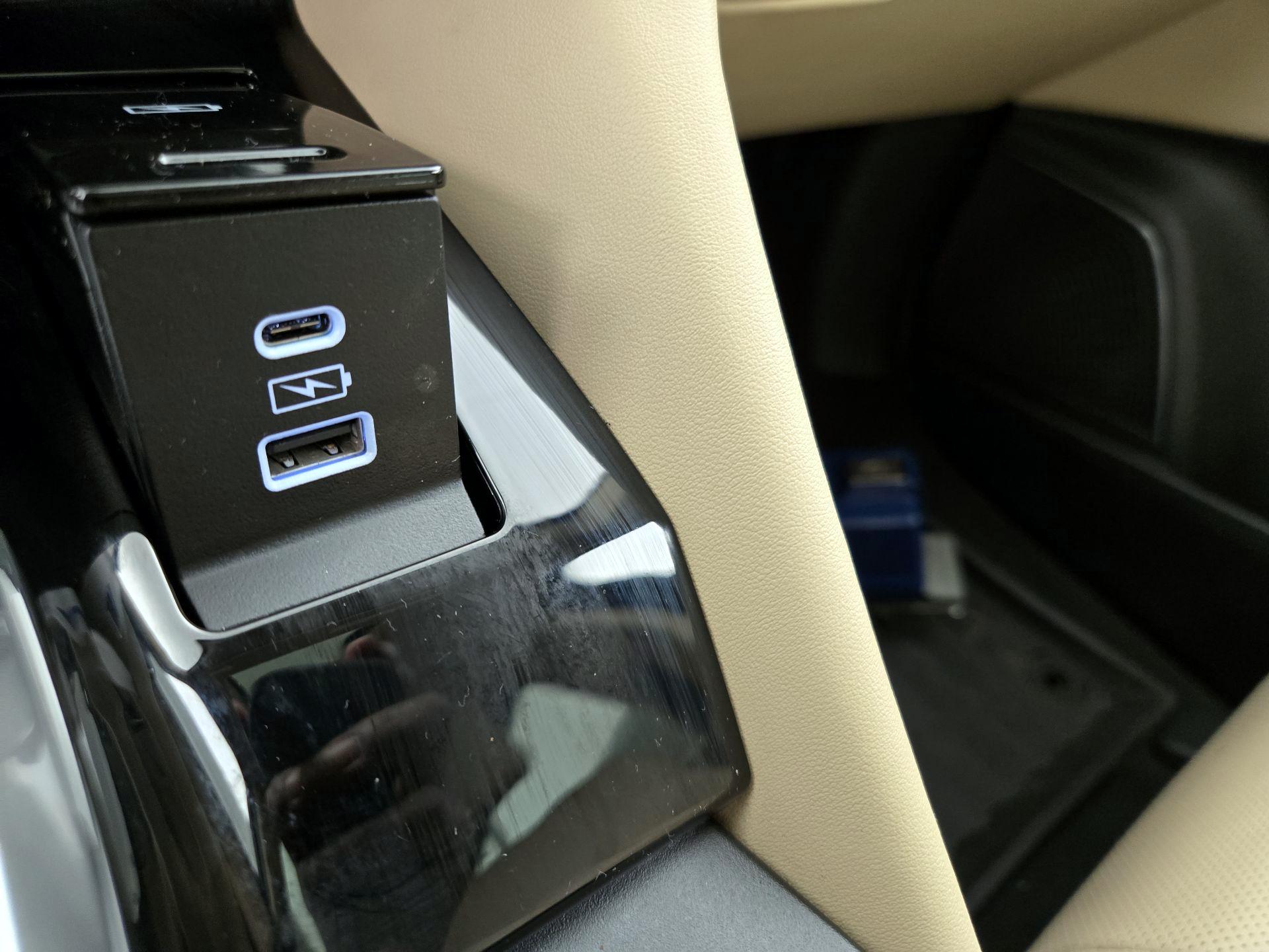 Thumbnail: 2023 Acura MDX - 19