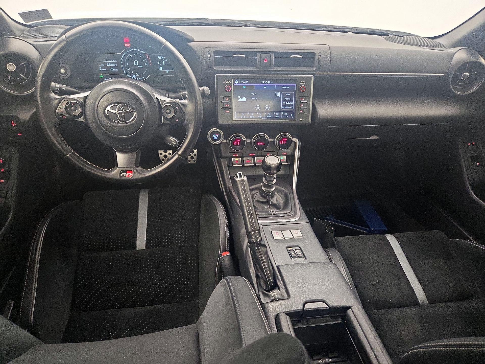 Thumbnail: 2023 Toyota GR86 - 9