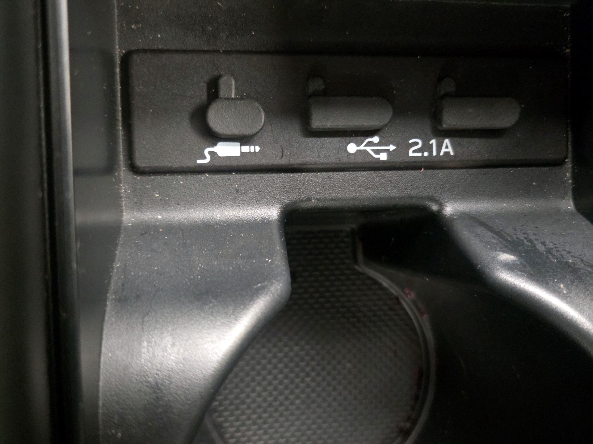 Thumbnail: 2023 Toyota GR86 - 18