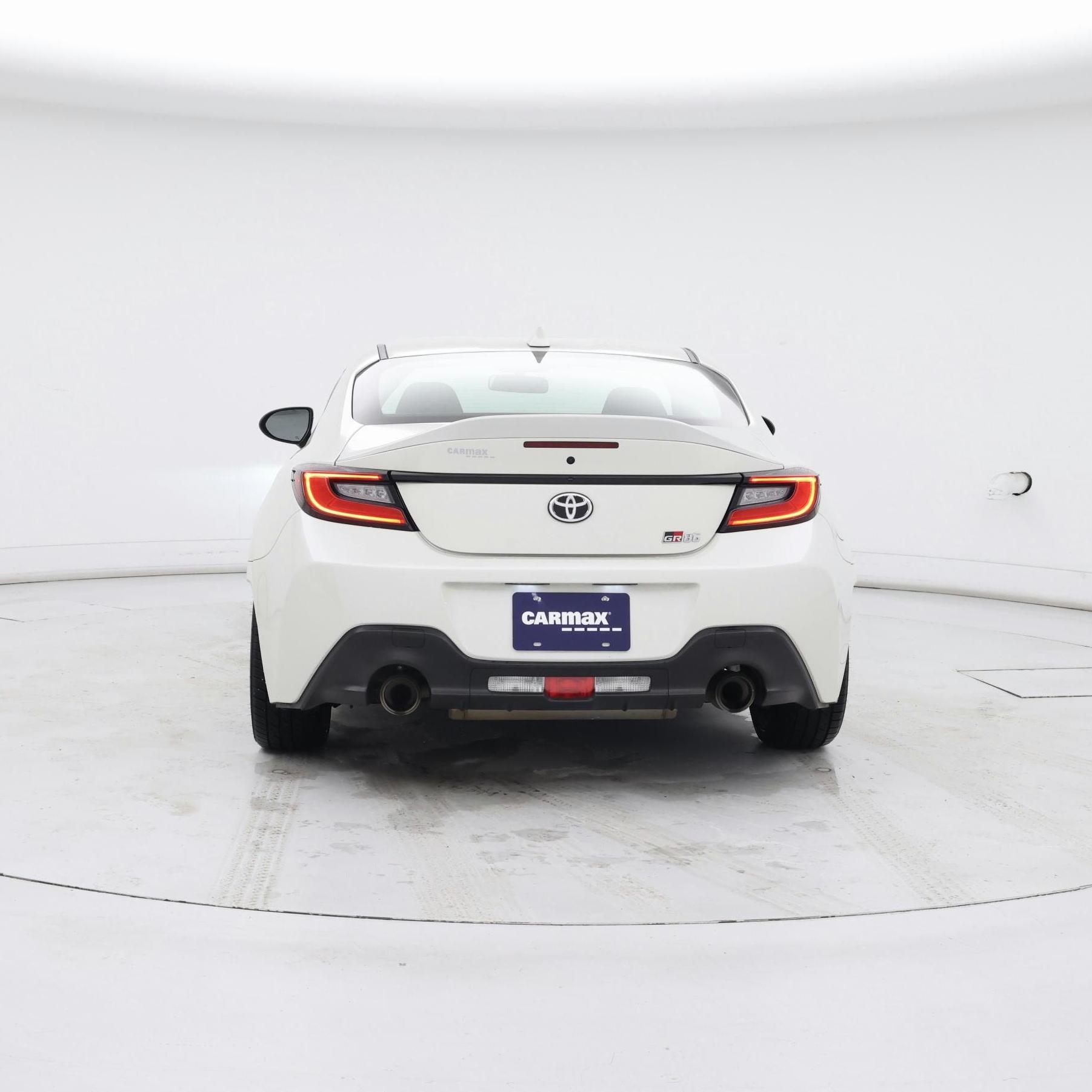 Thumbnail: 2023 Toyota GR86 - 6