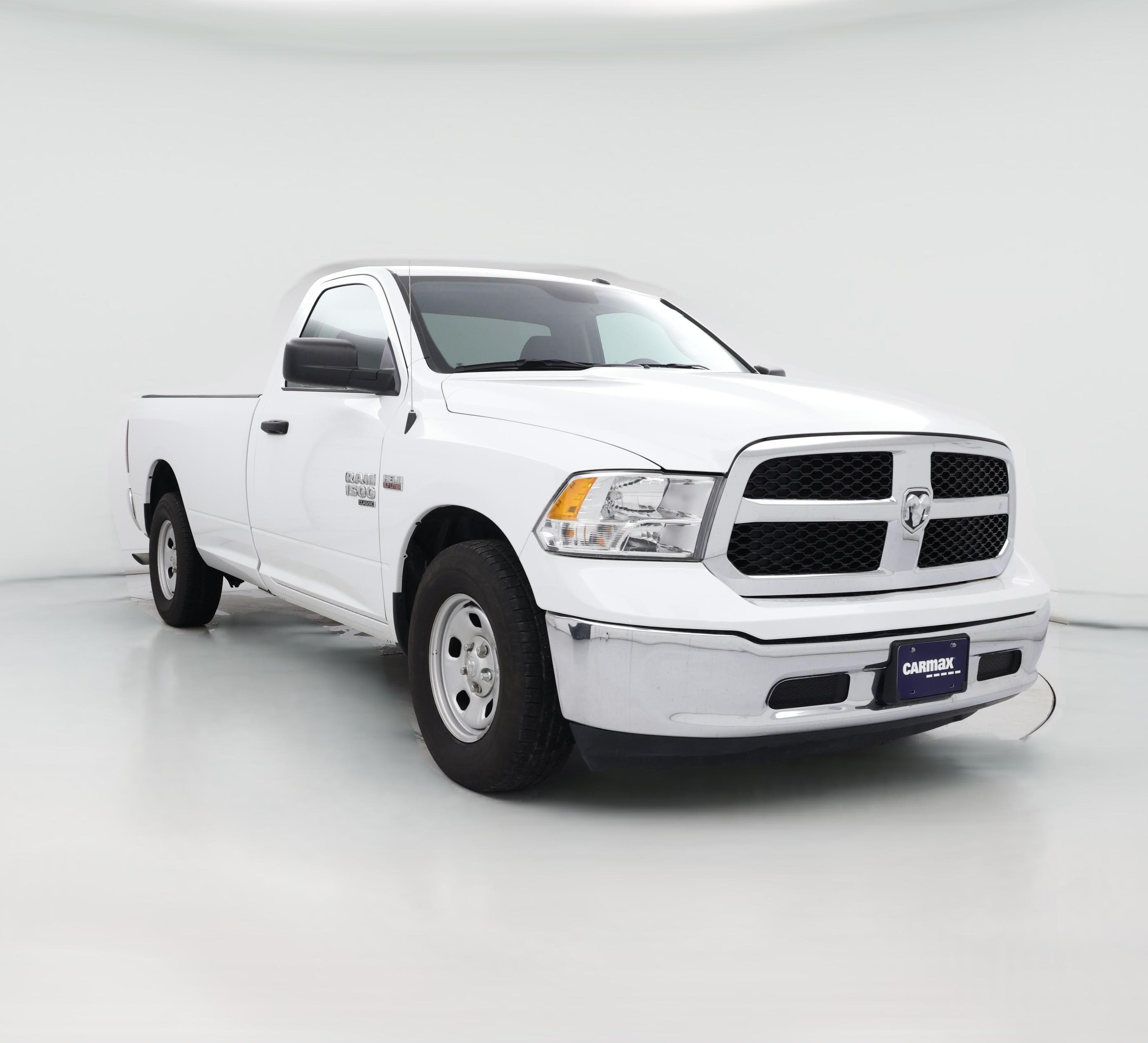 Thumbnail: 2023 RAM 1500 Classic - 1
