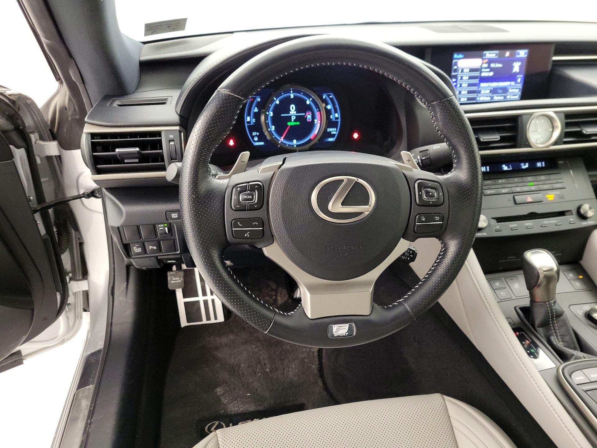 Thumbnail: 2017 Lexus RC - 10