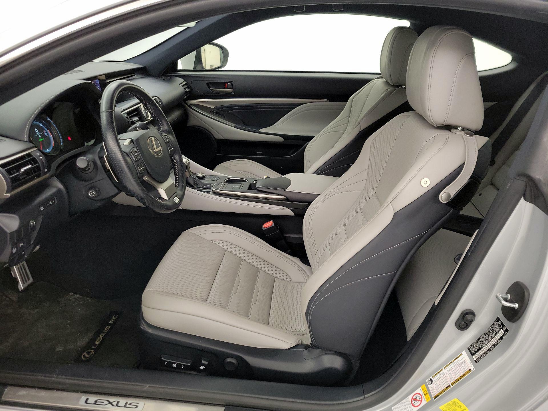 Thumbnail: 2017 Lexus RC - 11