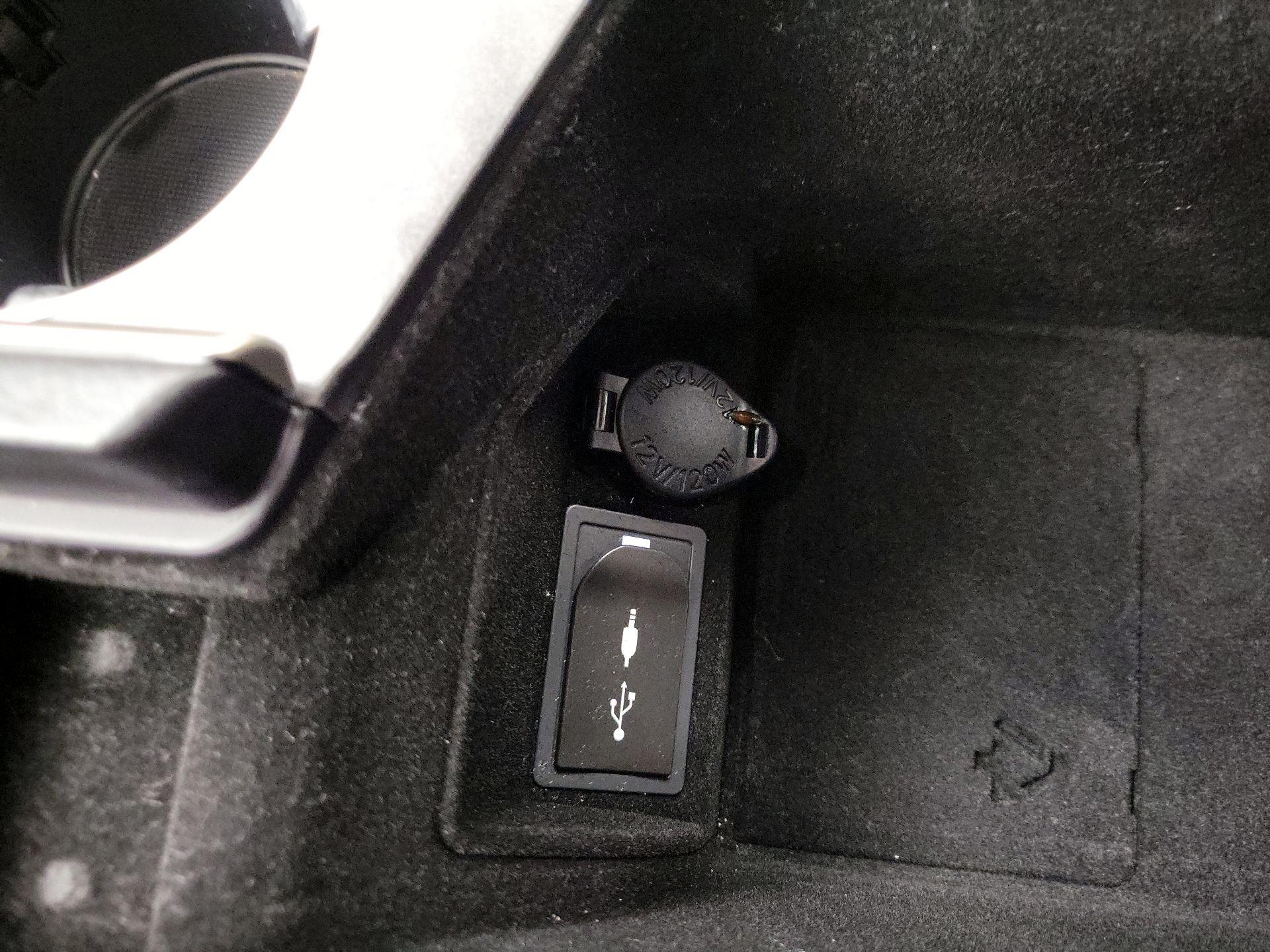 Thumbnail: 2017 Lexus RC - 18