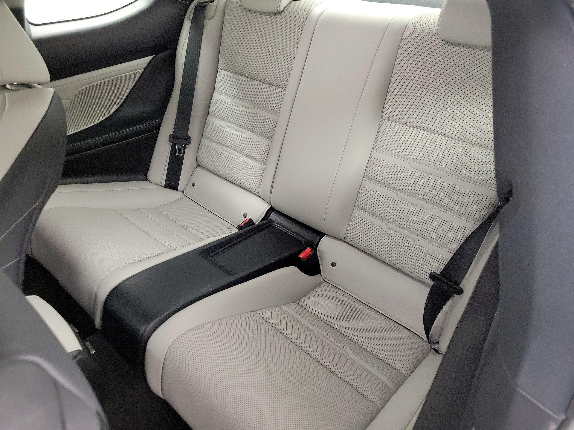 Thumbnail: 2017 Lexus RC - 20