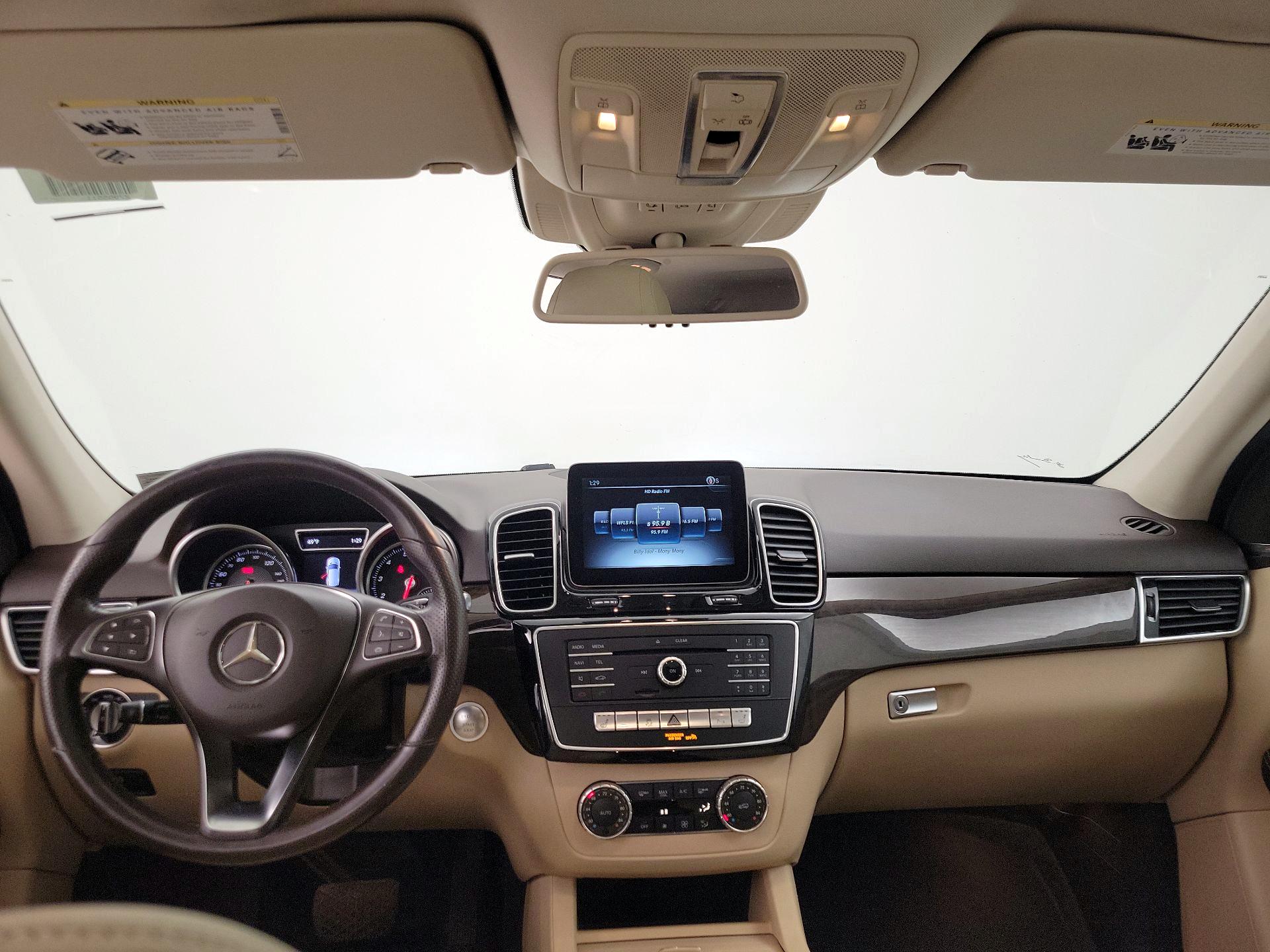 Thumbnail: 2017 Mercedes-Benz GLE - 9