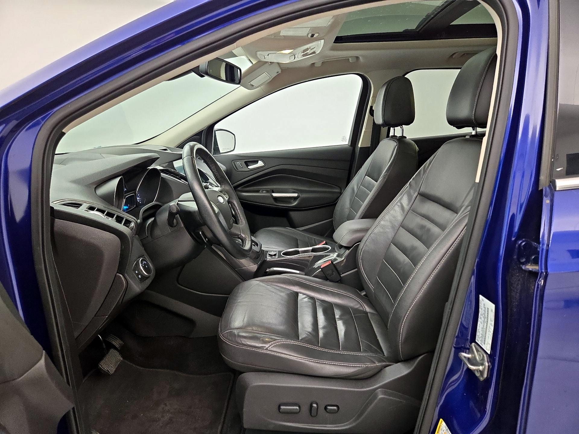 Thumbnail: 2016 Ford Escape - 11