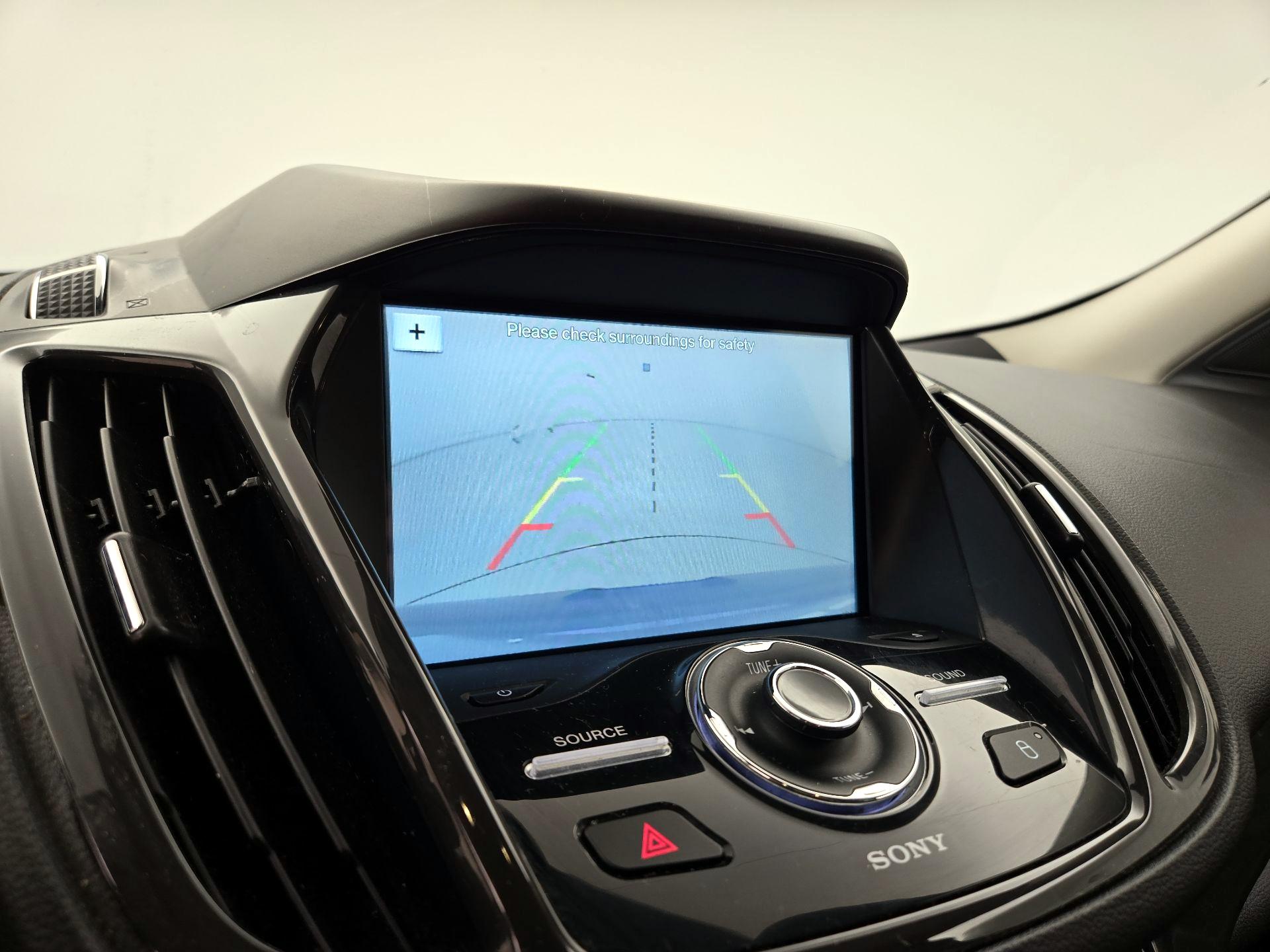 Thumbnail: 2016 Ford Escape - 15