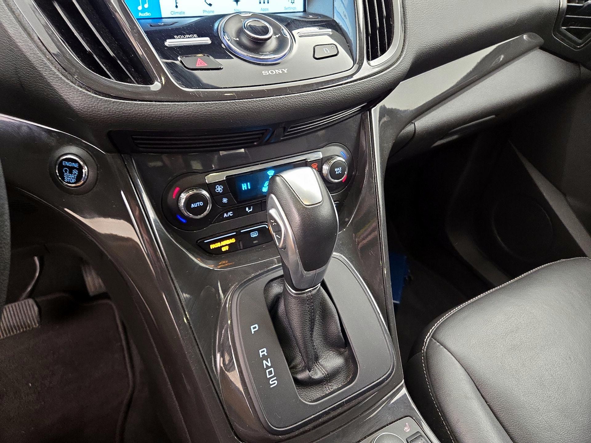 Thumbnail: 2016 Ford Escape - 18