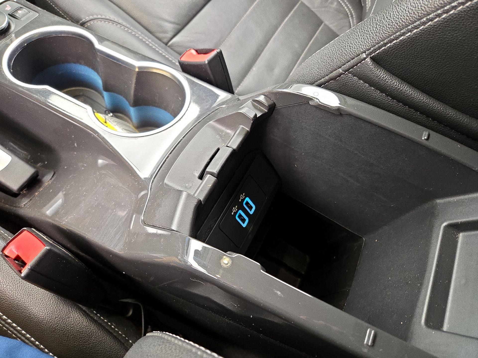 Thumbnail: 2016 Ford Escape - 19