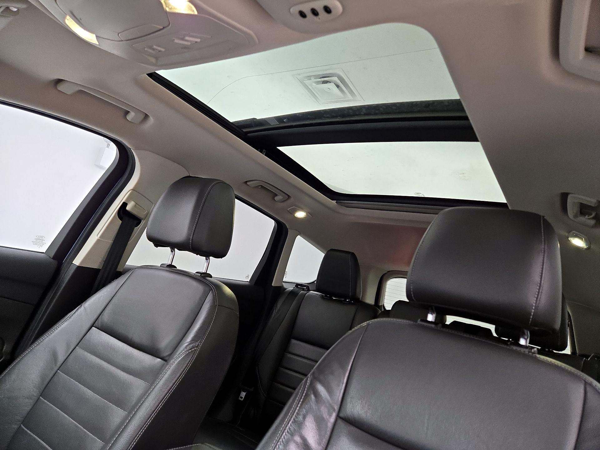 Thumbnail: 2016 Ford Escape - 20