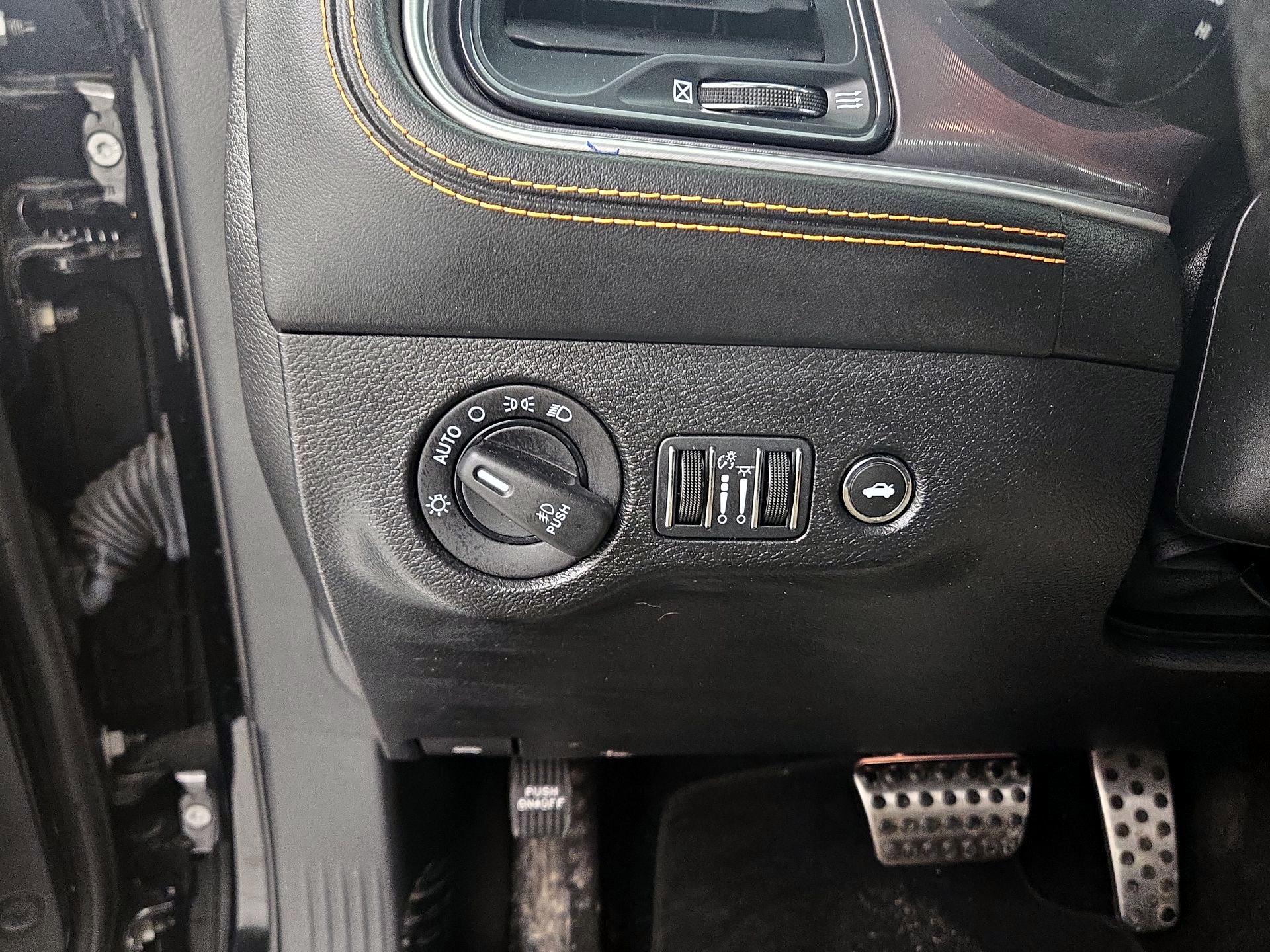 Thumbnail: 2022 Dodge Challenger - 13