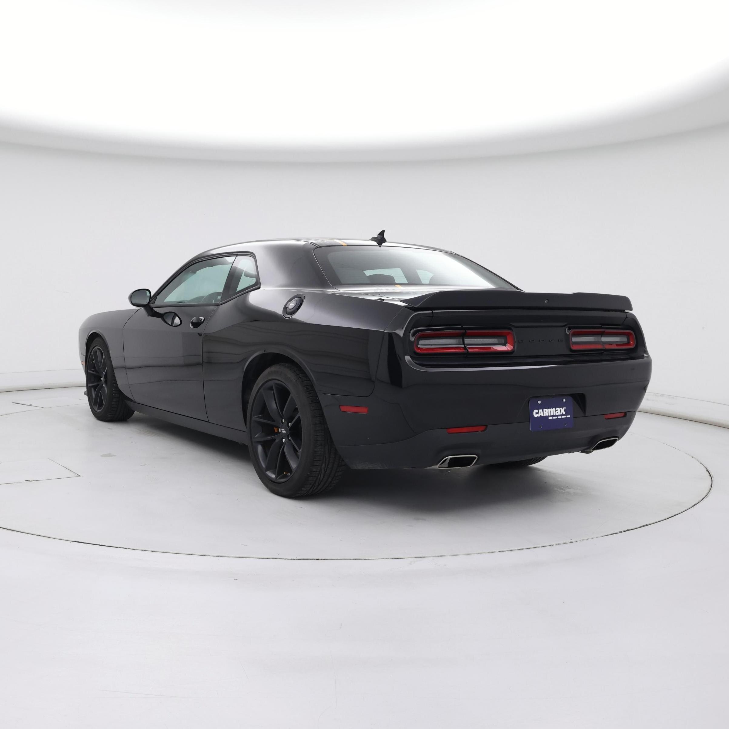 Thumbnail: 2022 Dodge Challenger - 2